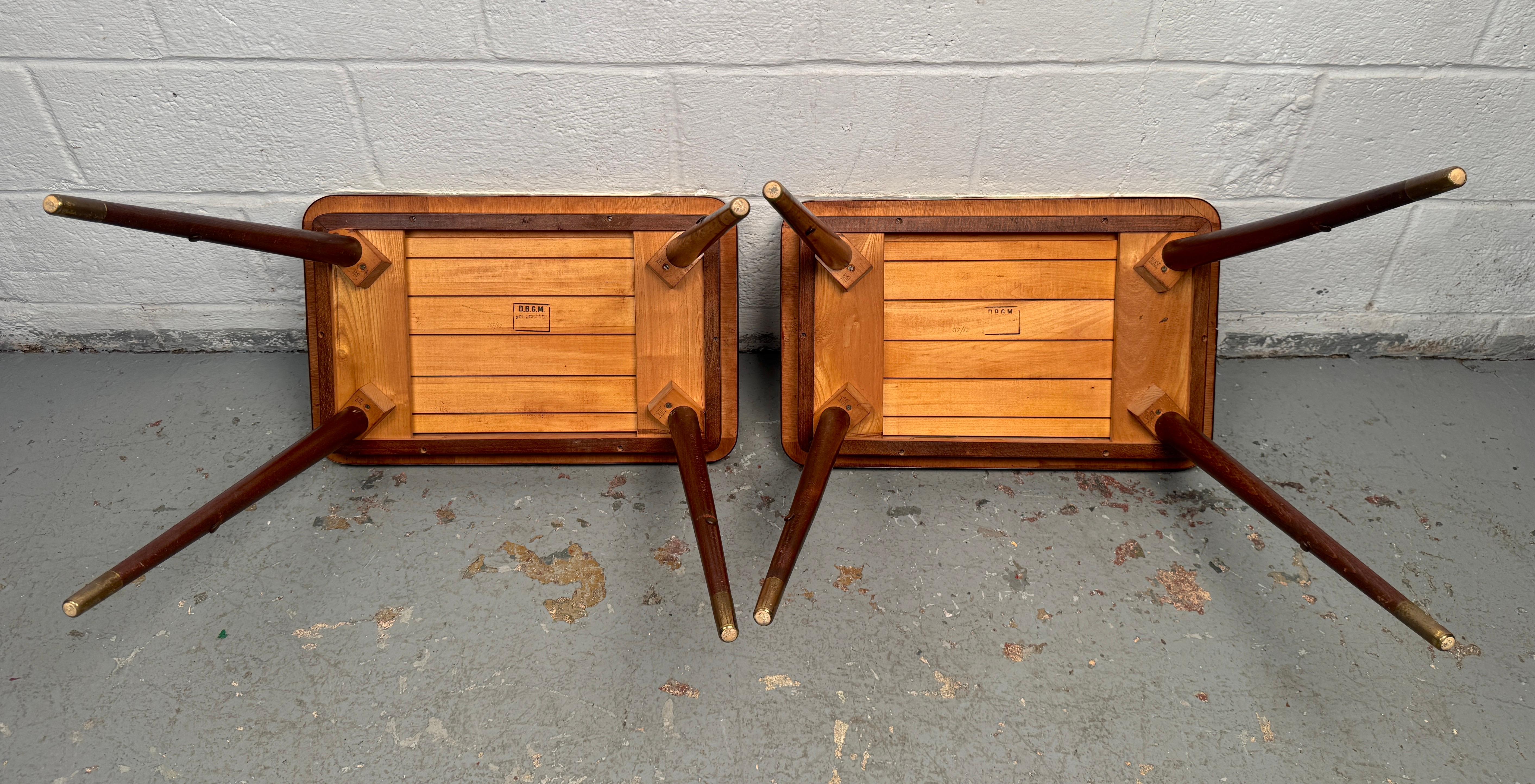 Tables d'appoint vintage allemandes peintes et sculptées à la main en vente 11