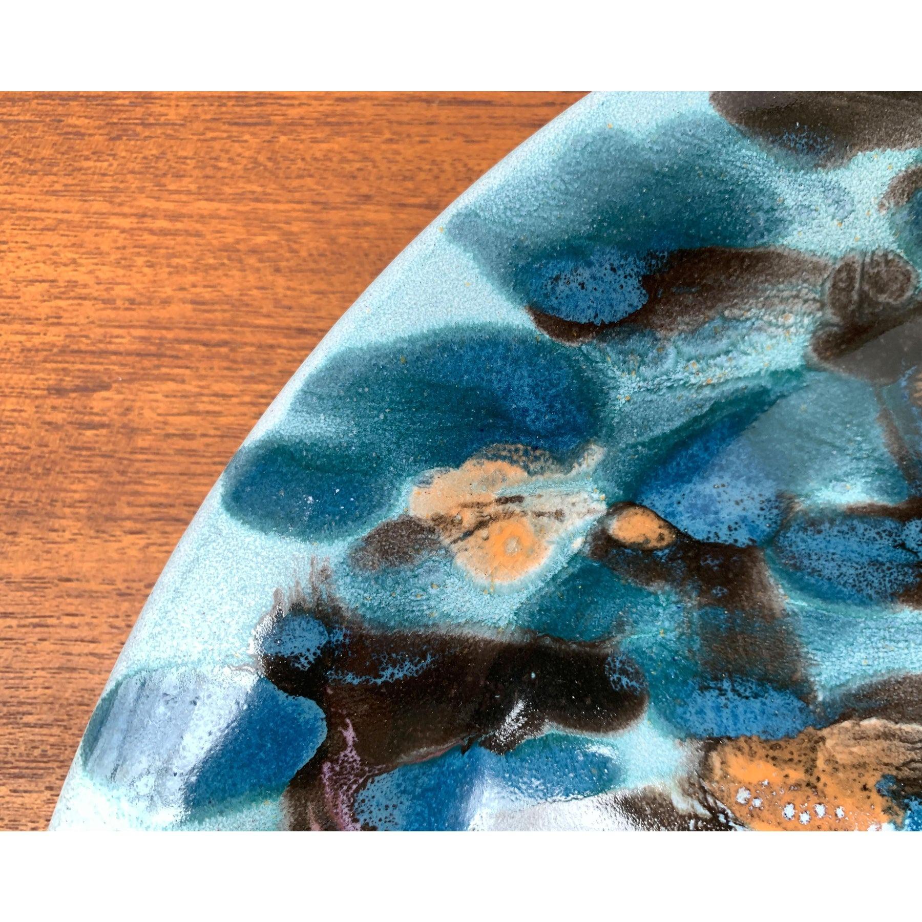 Allemand Assiette murale allemande peinte à la main, 1970 en vente