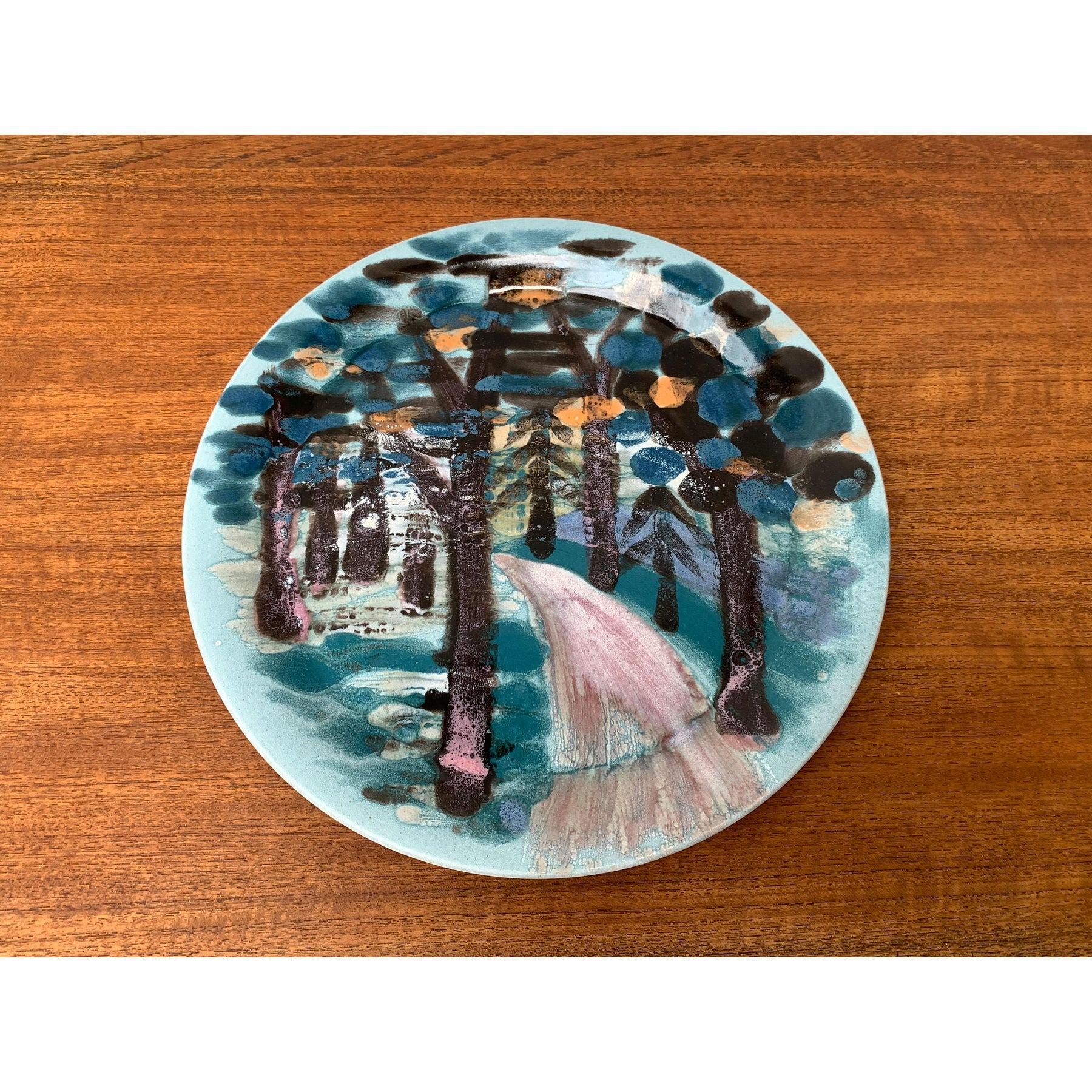 Assiette murale allemande peinte à la main, 1970 en vente 1