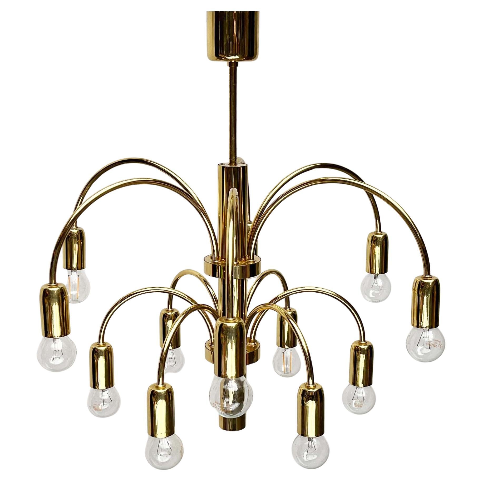 Lampadario d'ottone in stile Hollywood Regency tedesco vintage di Star Leuchten in vendita