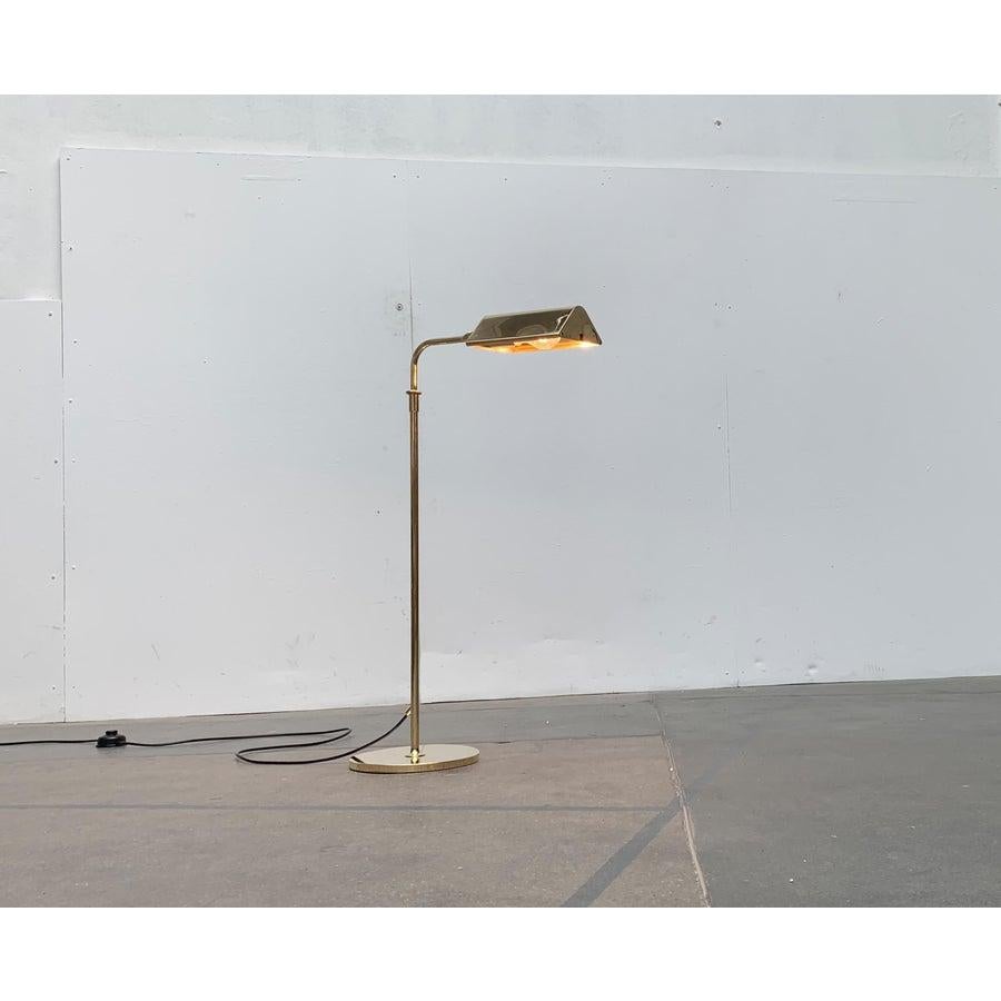 XX secolo Lampada da terra in ottone in stile Hollywood Regency tedesco vintage di Florian Schulz in vendita