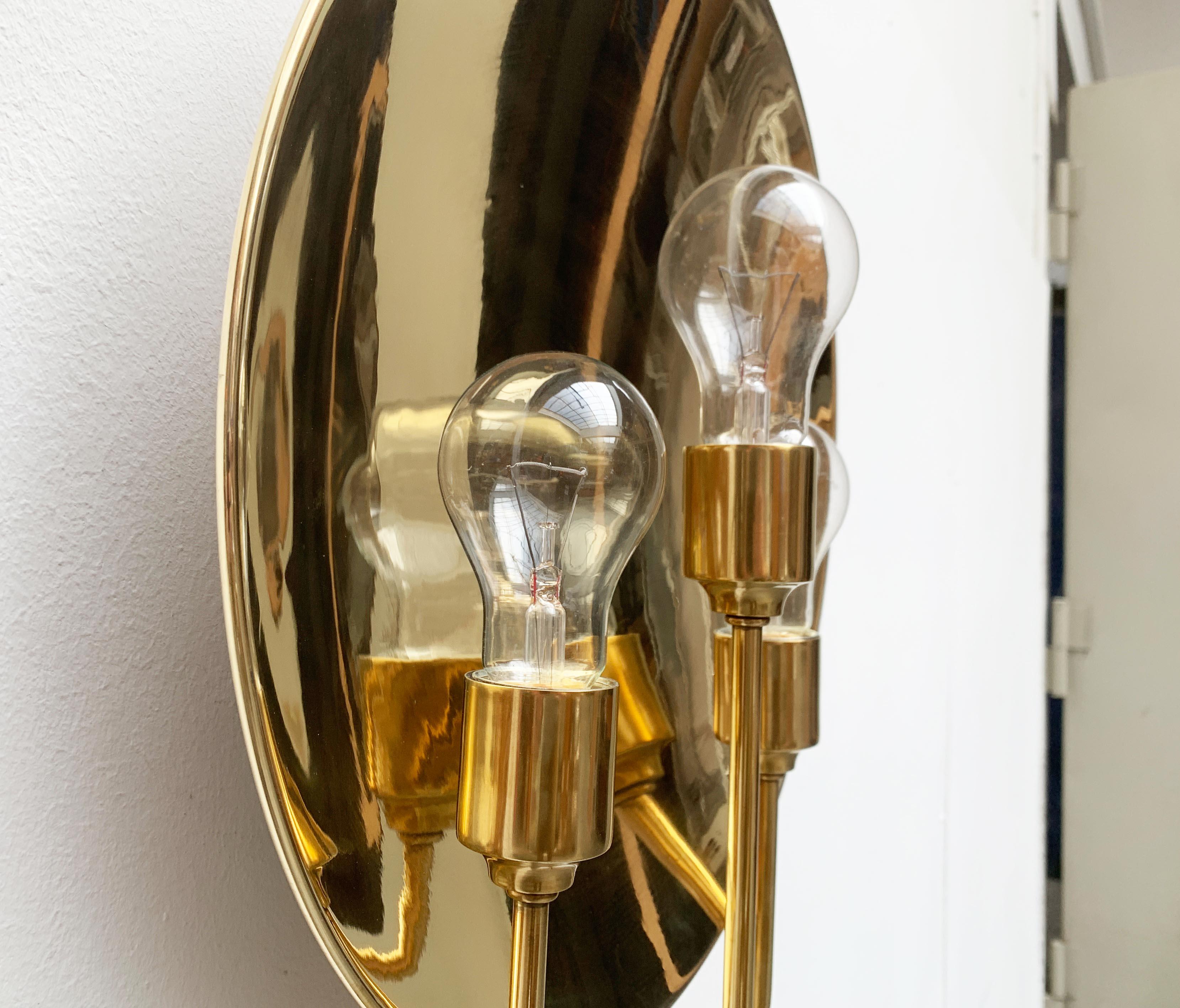 Lámpara de bronce W185 estilo Hollywood Regency alemán vintage, Florian Schulz, años 70 finales del siglo XX en venta