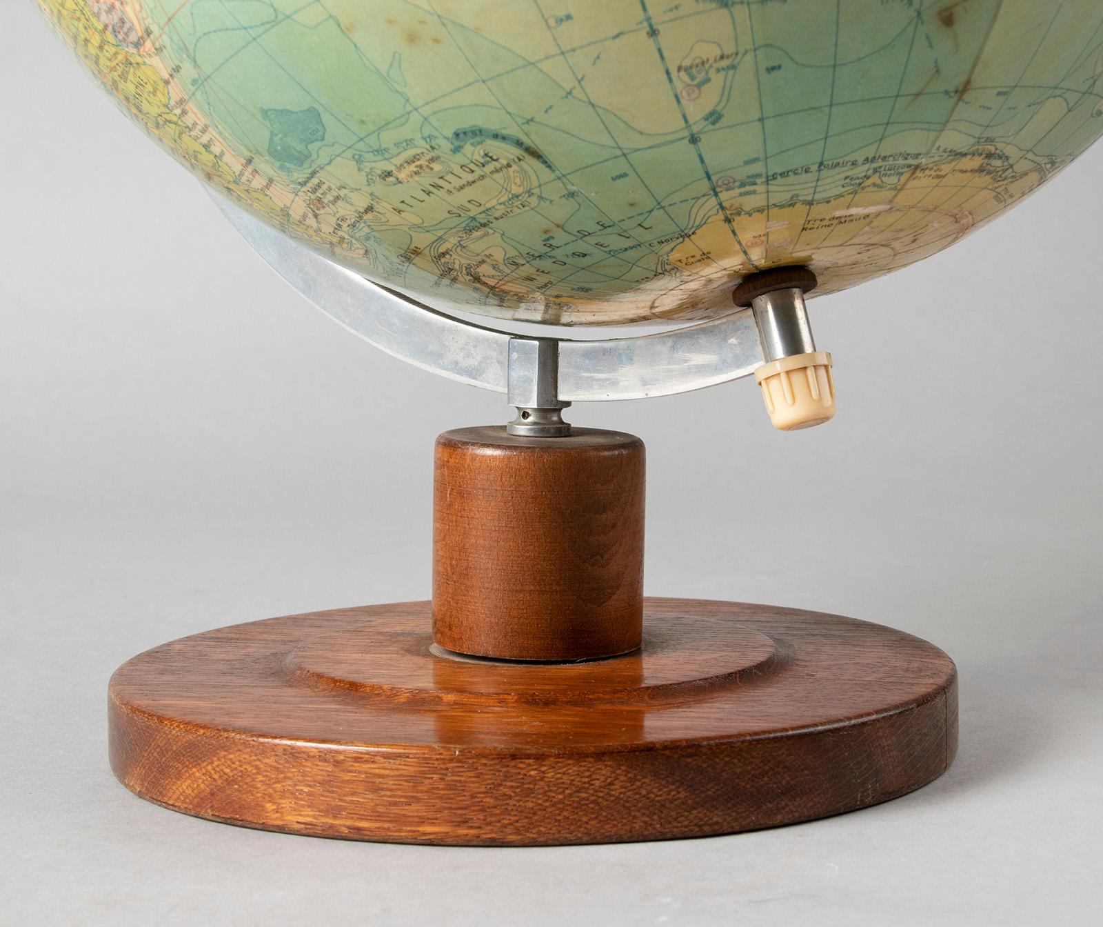 Vintage German Made Globe, Globe Terrestre Wooden Base For Sale 3