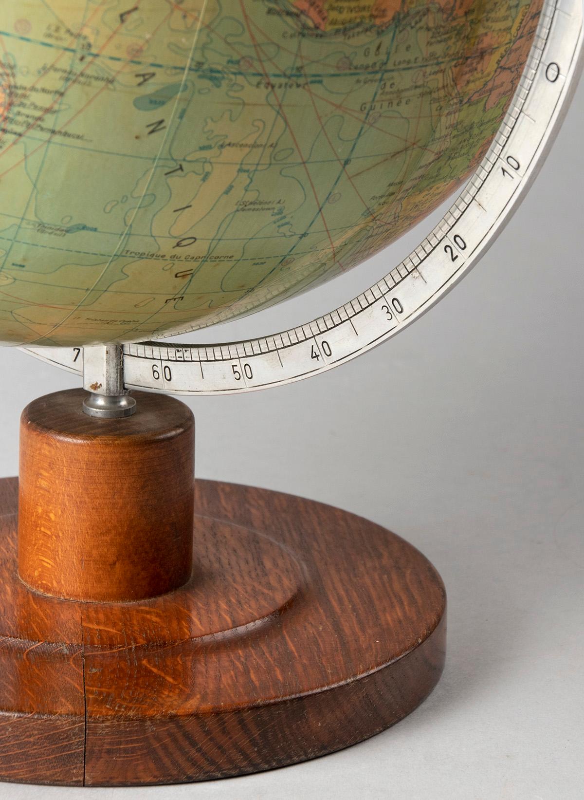 Vintage German Made Globe, Globe Terrestre Wooden Base For Sale 7