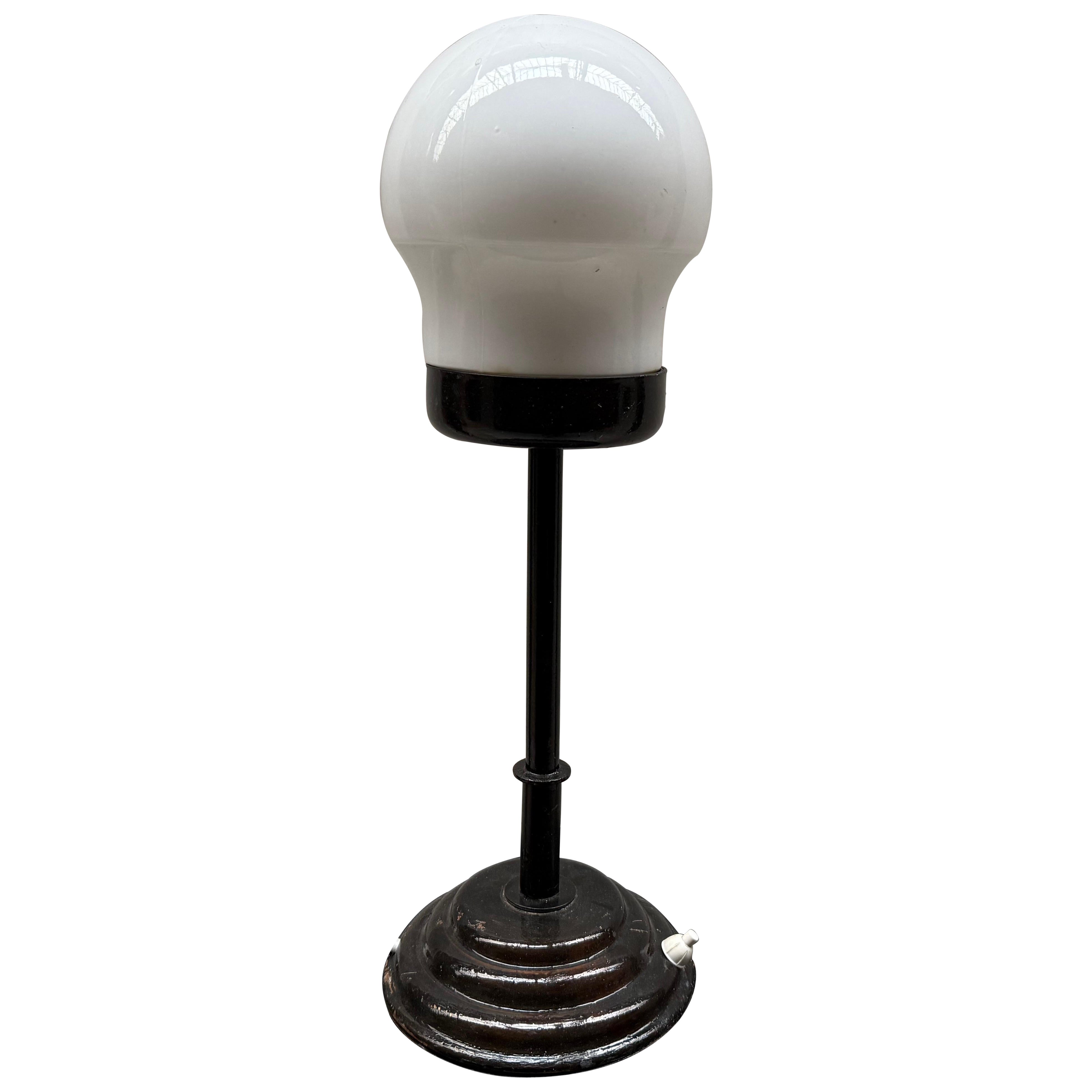 Lampe en métal vintage allemande des années 1950