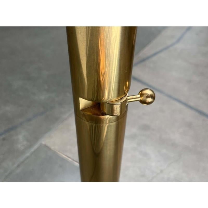 Lampadaire vintage en laiton allemand Model No par Florian Schulz, années 1970 en vente 8