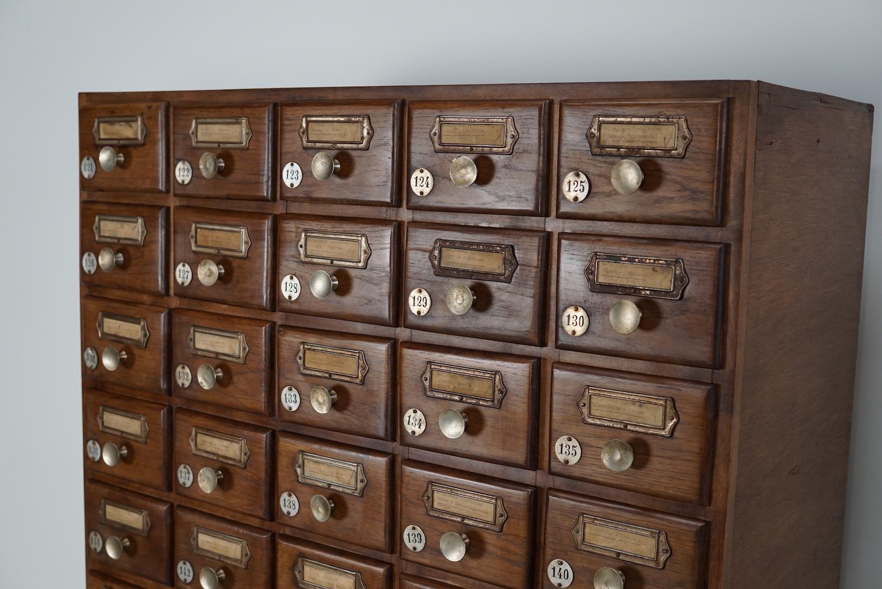 Vintage German Oak Apothecary / Savings Cabinet Cabinet, 1950s en vente 7