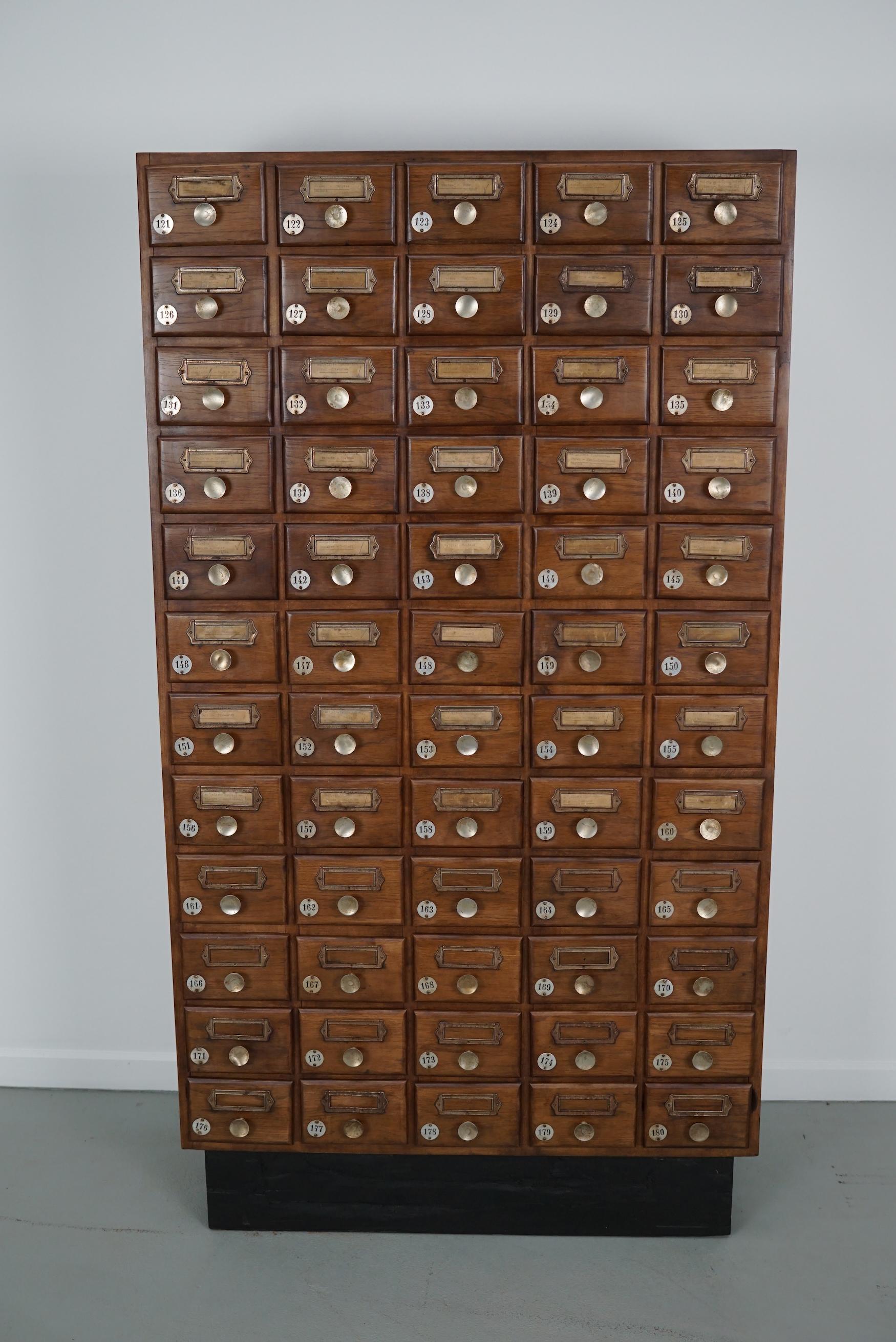 Allemand Vintage German Oak Apothecary / Savings Cabinet Cabinet, 1950s en vente