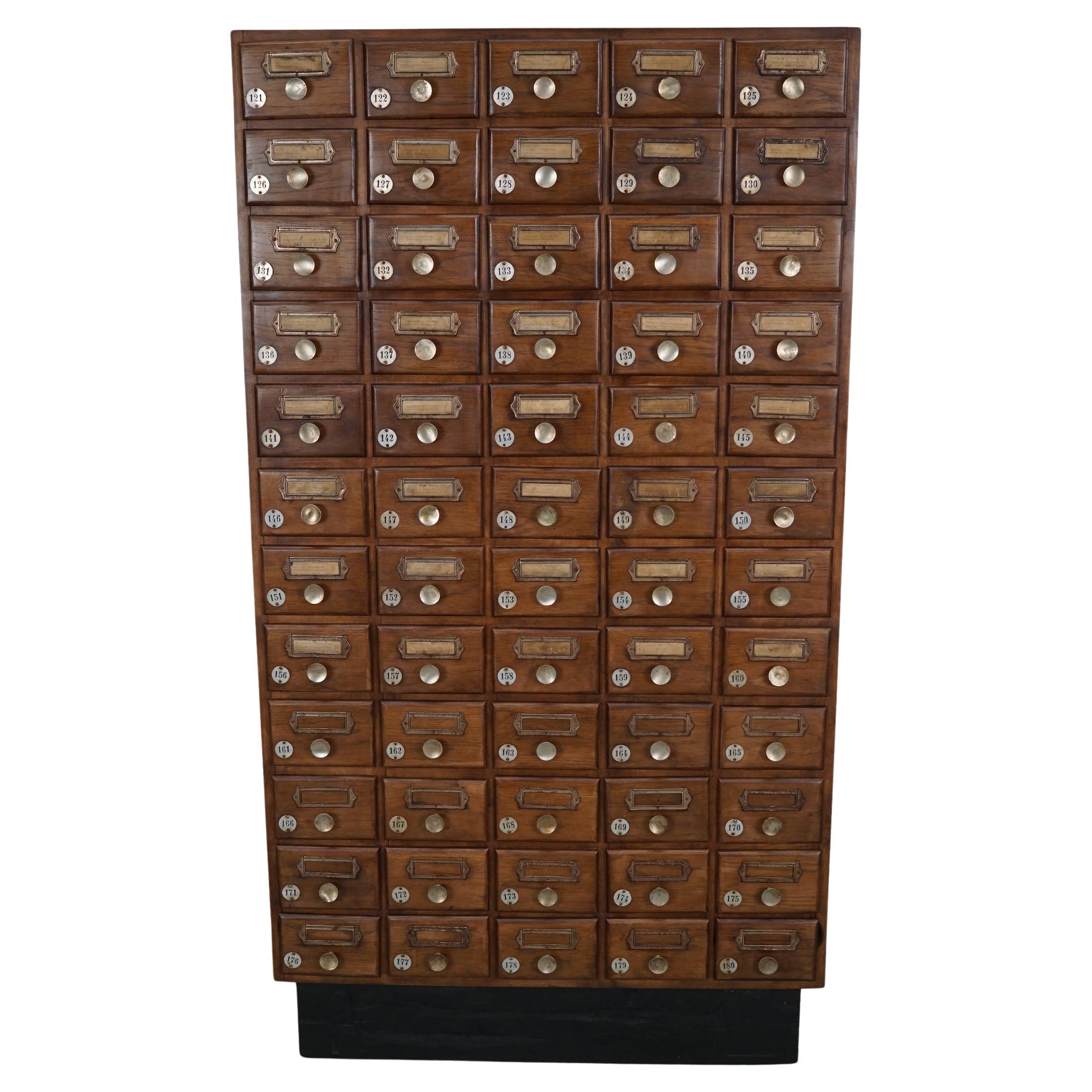 Mobile da farmacia/da risparmio in quercia tedesca vintage, anni 
50