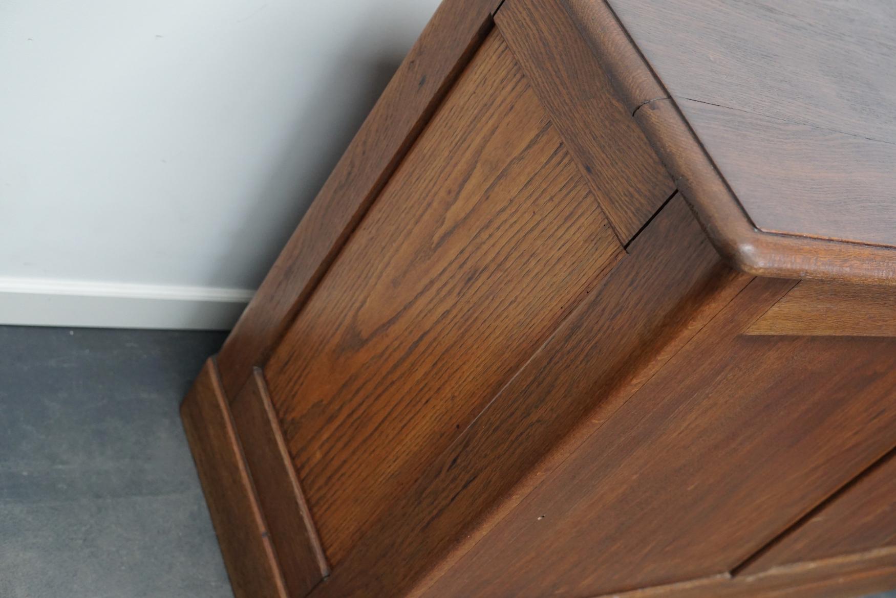 Vintage German Oak Shop Counter / Sideboard, 1930s In Good Condition For Sale In Nijmegen, NL