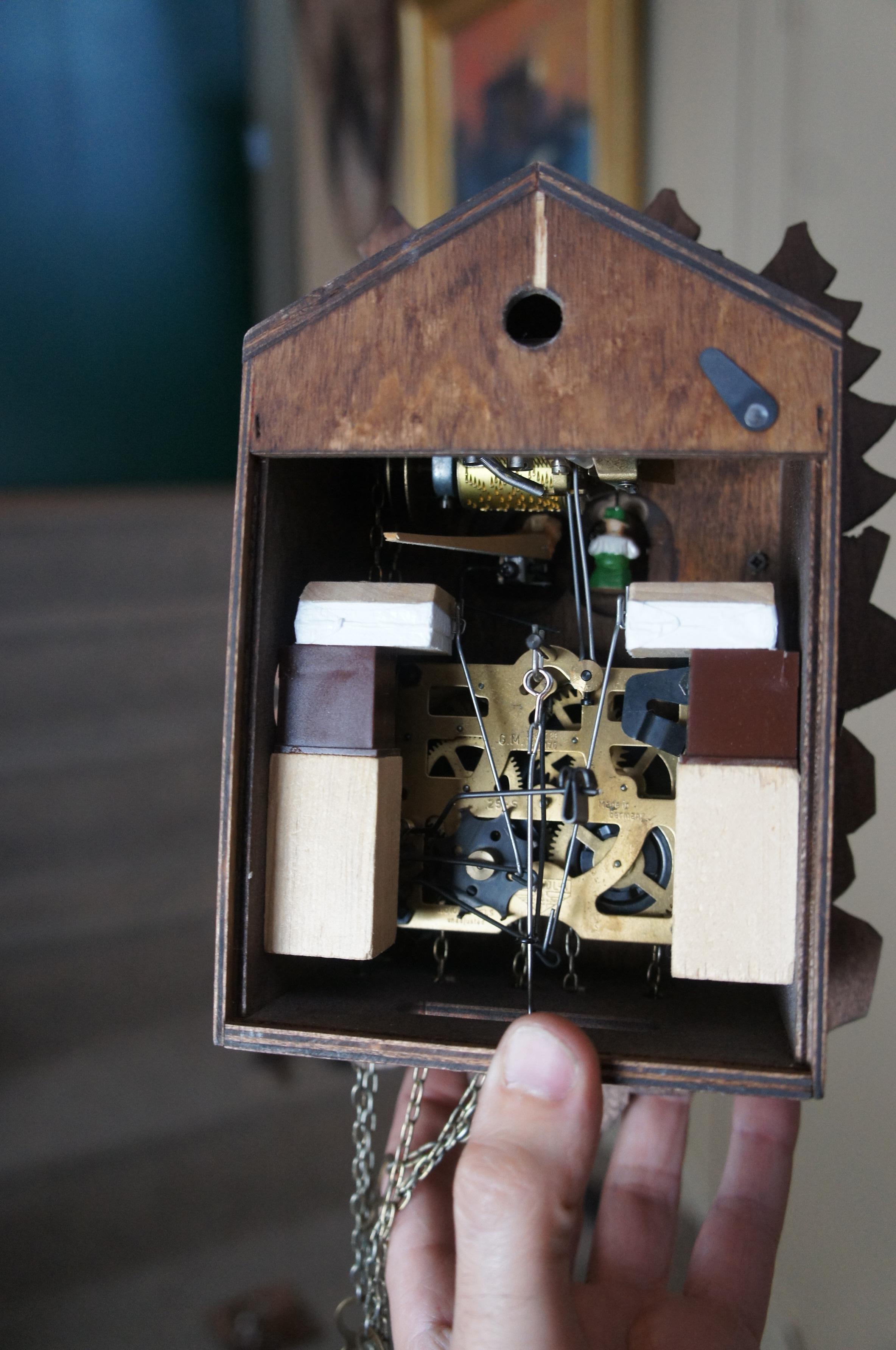 Schweizer Musik Regula Cuckoo-Uhr Edelweiss Romance 2708 aus deutscher Eiche 3