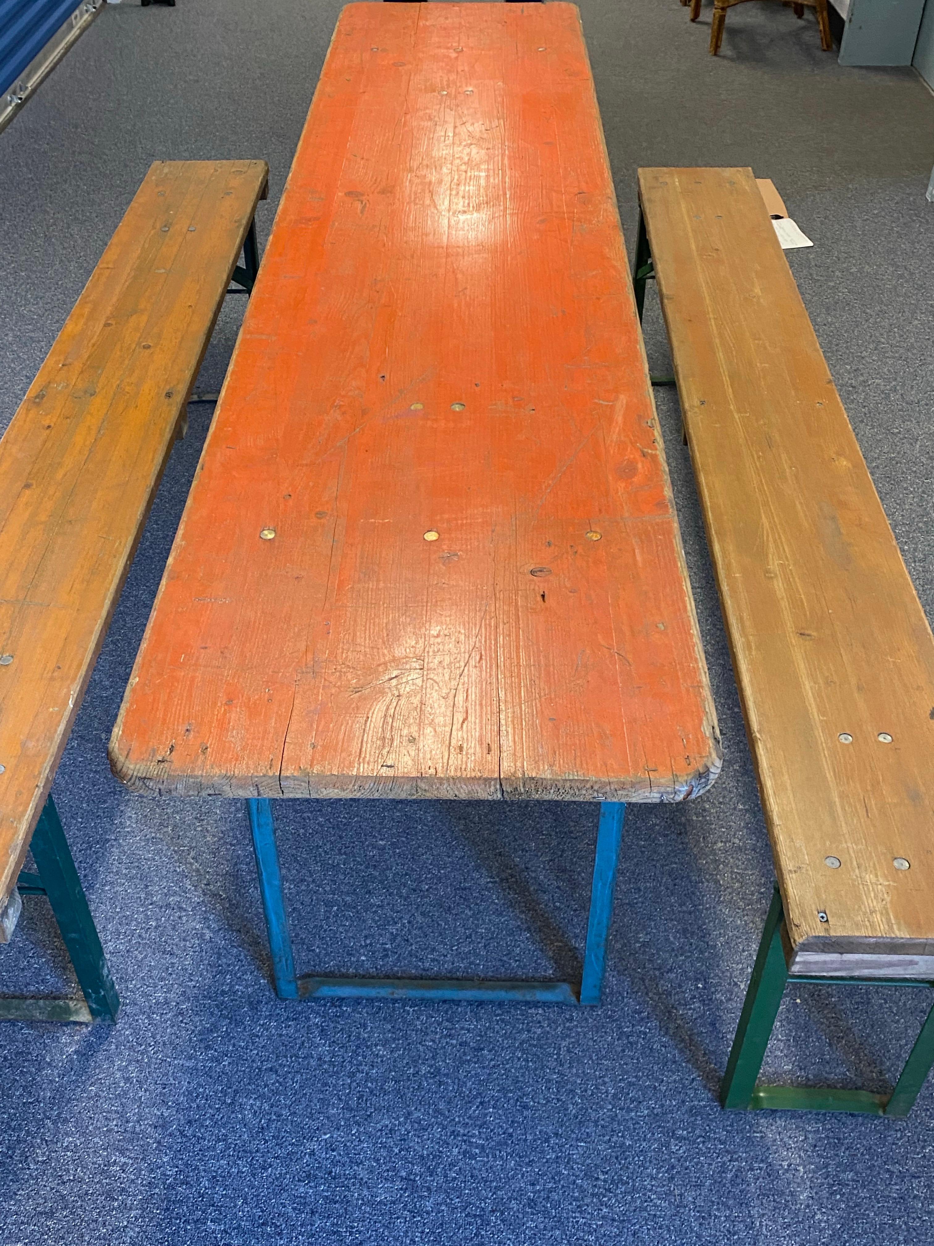 Deutsches Oktoberfest-Biertisch- und Bank-Set im Angebot 5