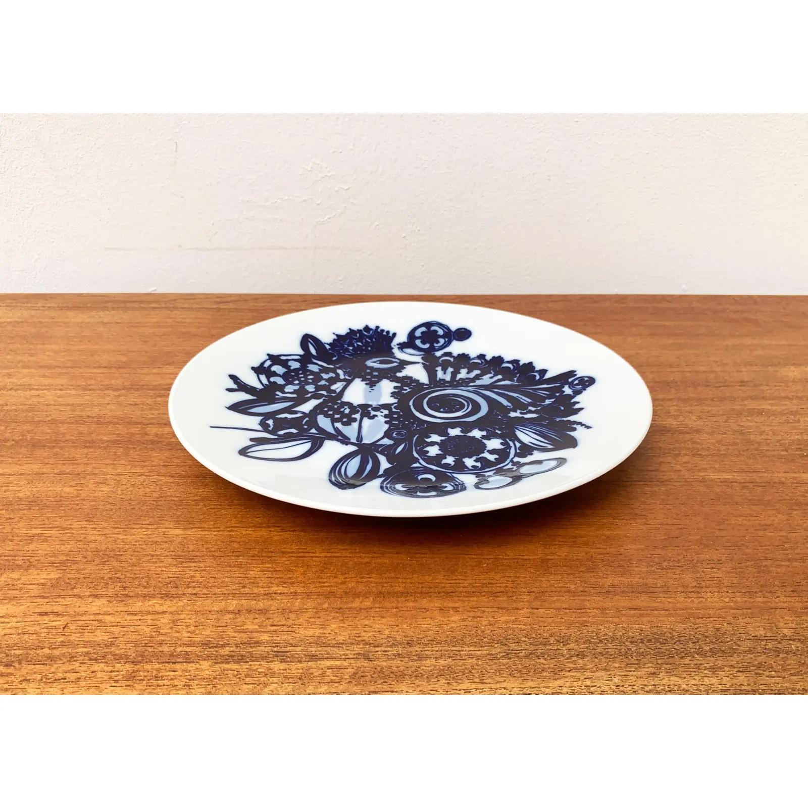 Deutscher Pfau Wandteller von Bjørn Wiinblad für Rosenthal, 1970er Jahre im Angebot 1