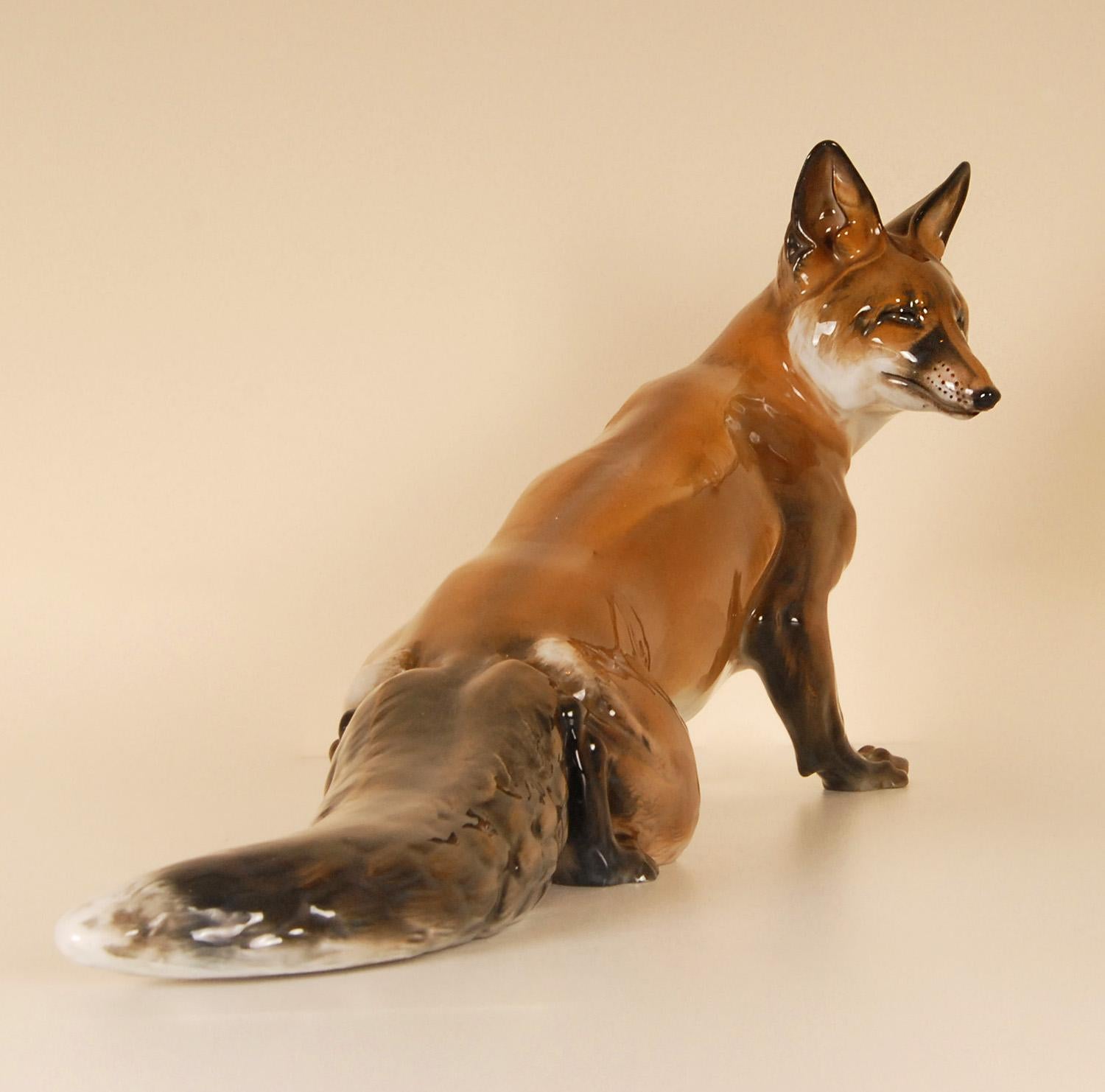 Figurine vintage en porcelaine allemande, grande figurine d'animal de renard du milieu du siècle Rosenthal  en vente 7