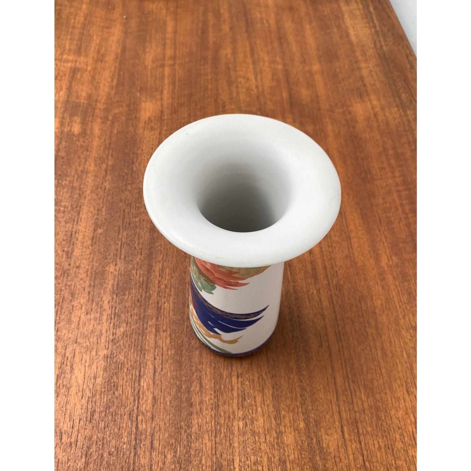 Vintage German Postmodern Alta Mira Series Ceramic Vase by Gilbert Portanier for Rosenthal, 1980s, in Very Good conditions. Designed 1980 to 1989 This piece has an attribution mark.

Additional information:
Materials: Ceramic
Style: