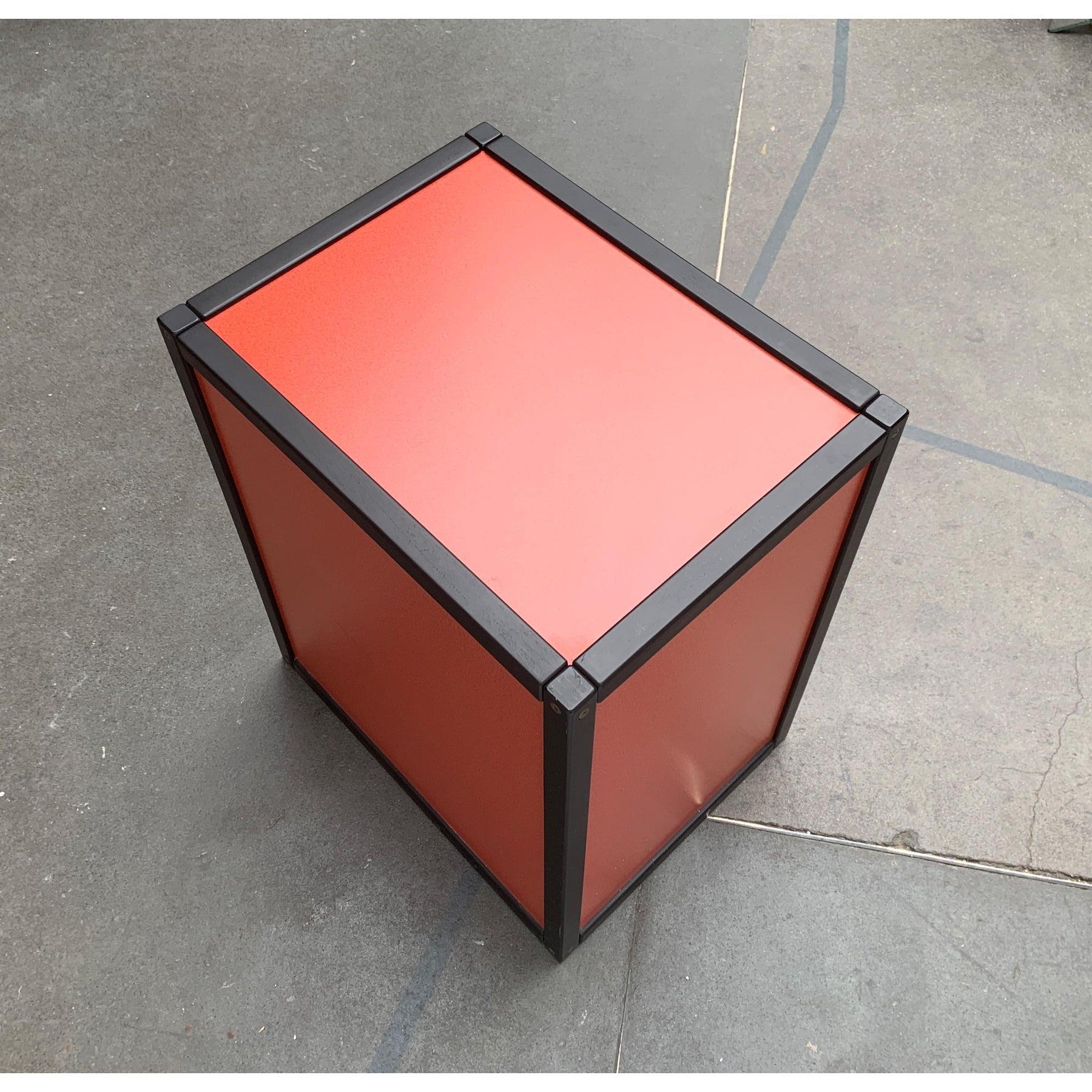 Vintage German Postmodern Profilsystem Collection Container with Glass Door, 80s For Sale 3
