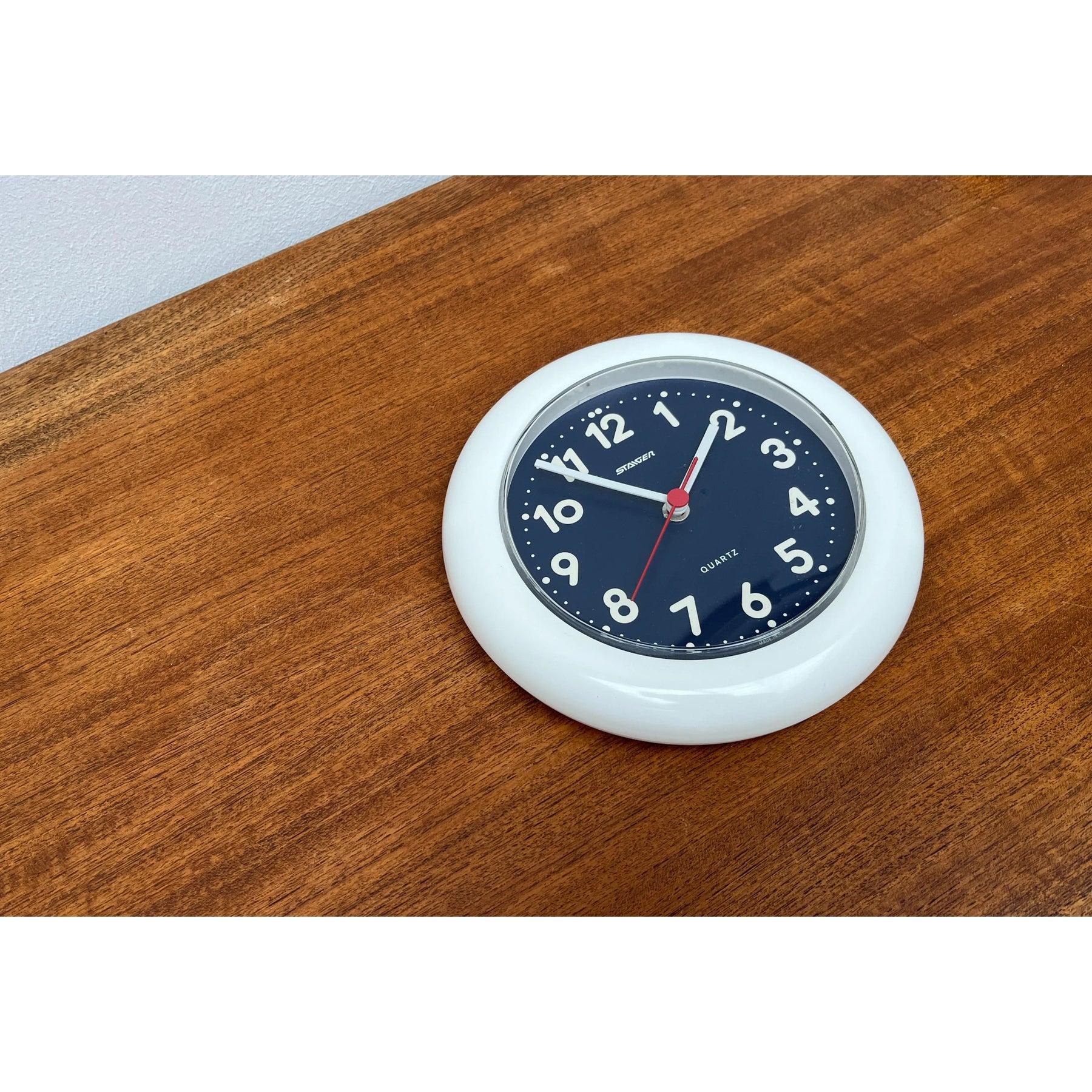 20ième siècle Horloge murale postmoderne allemande de Staiger, années 1980 en vente