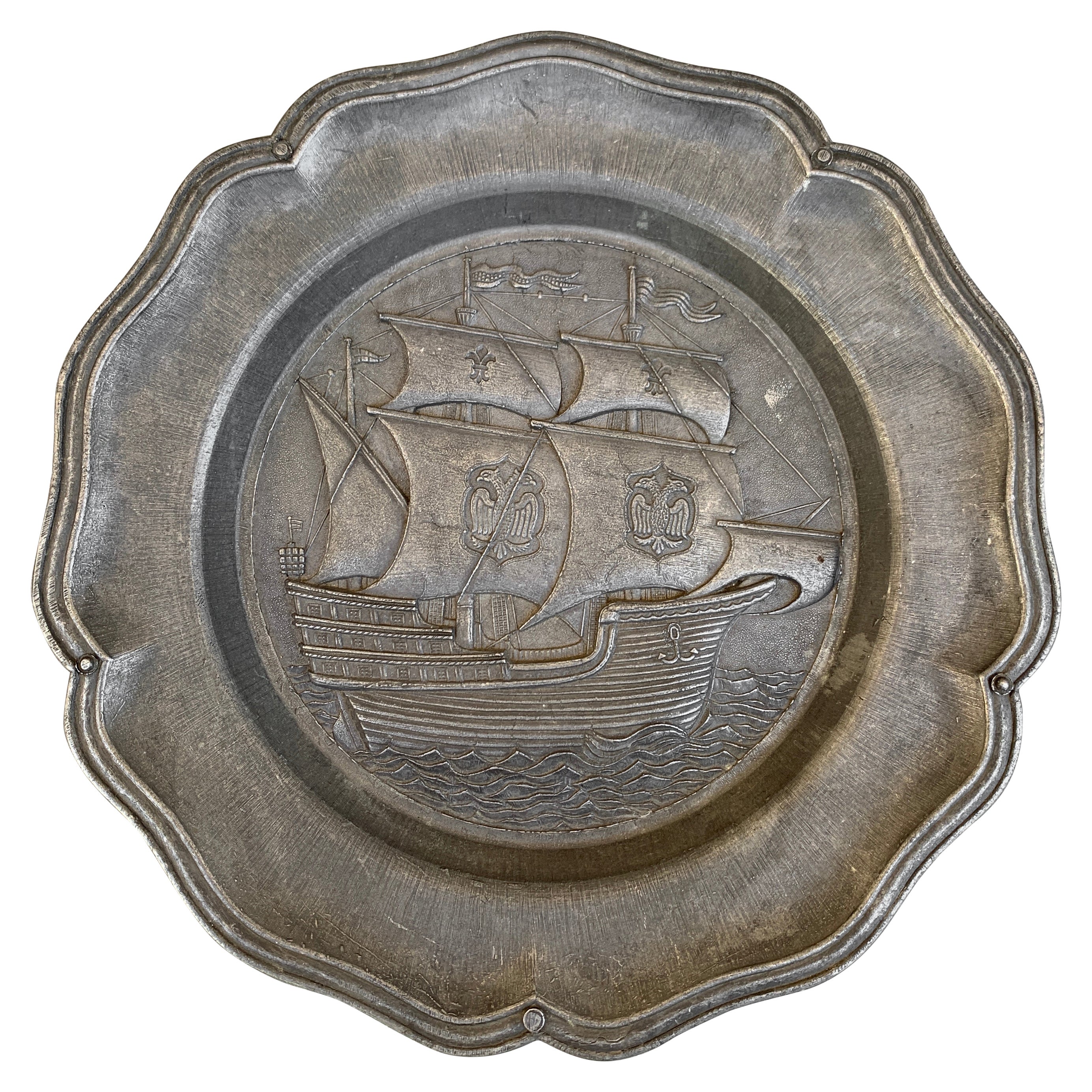 Vintage Deutsch Segelschiff Zinn Wandteller im Angebot