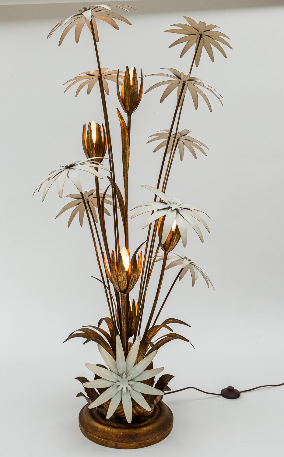 Fin du 20e siècle Lampadaire vintage allemand sculptural floral par Hans Kögl en vente