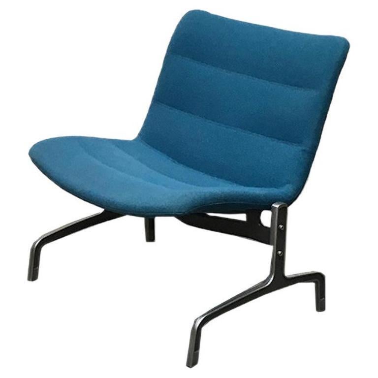 Vintage German Series 8000 Club Chair by Jørgen Kastholm for Kusch+Co For Sale