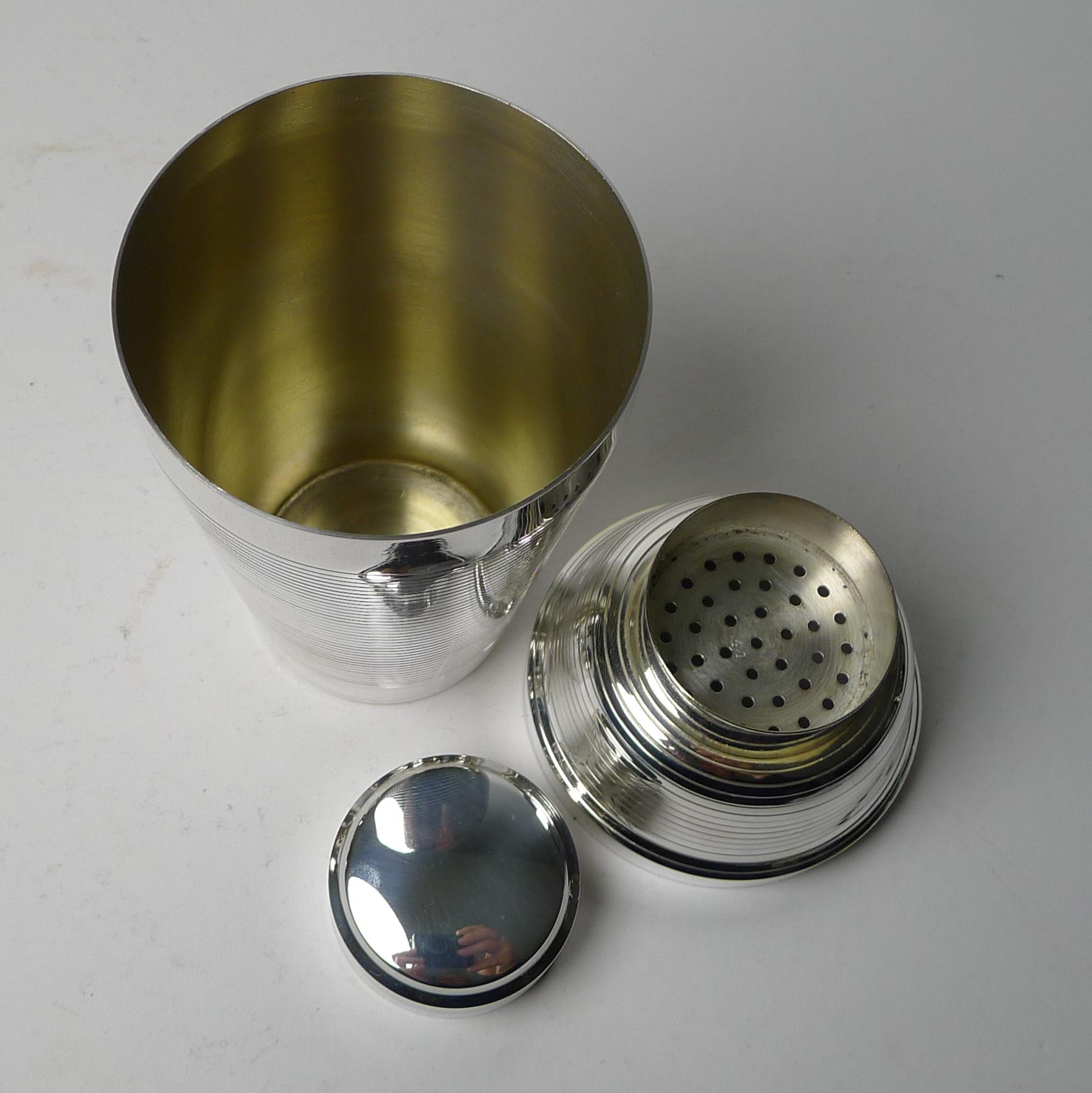 Vintage German Silver Plated Cocktail Shaker by Carl Deffner c.1930's For Sale 4
