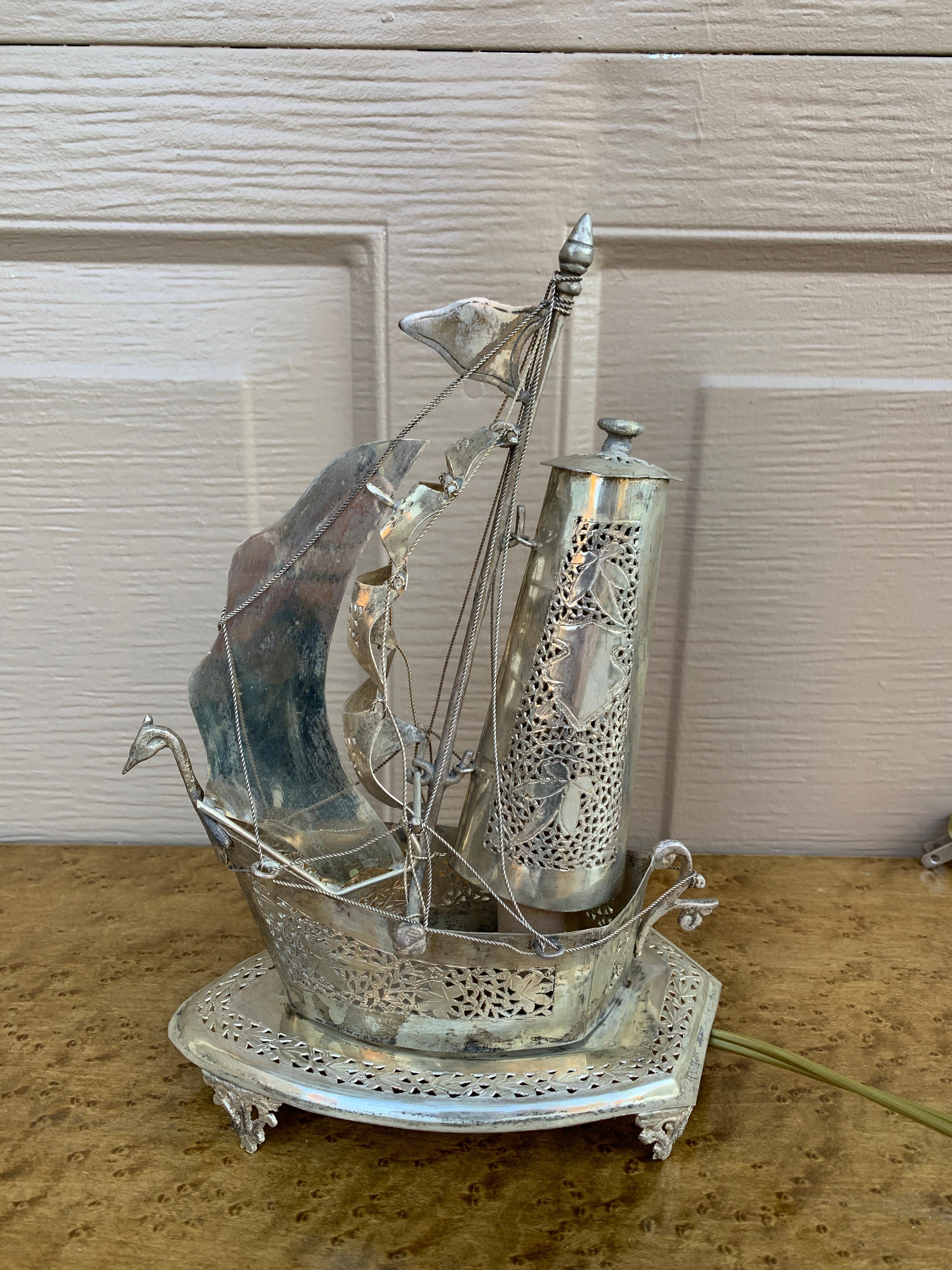 Lámpara de luz nocturna de velero de plata alemana vintage en venta 2