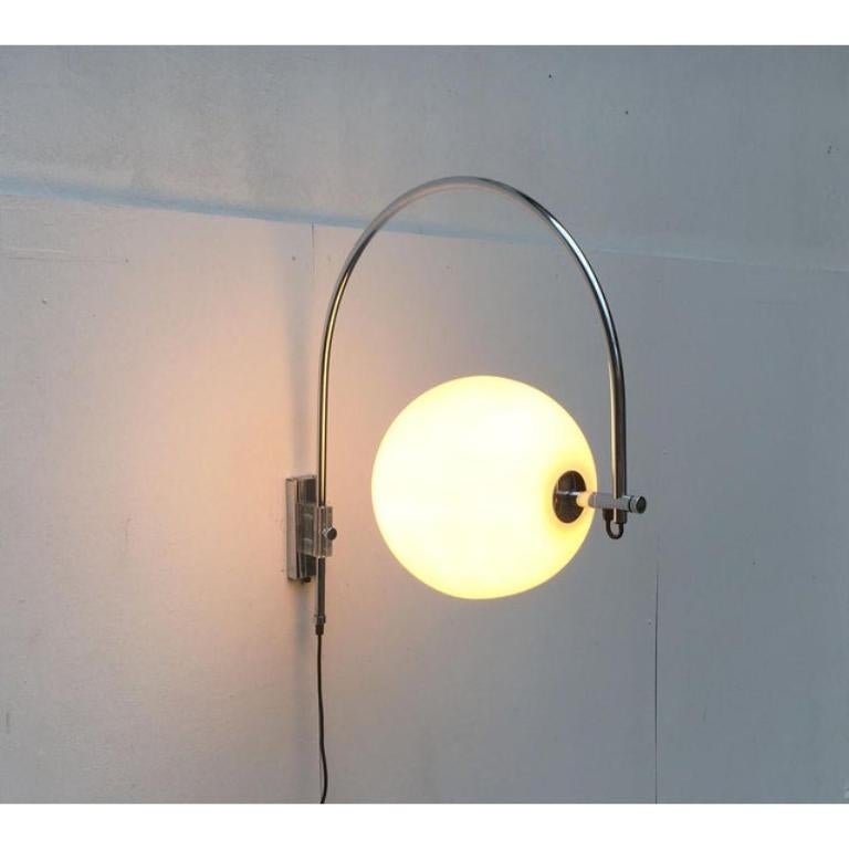 Deutsche Space Age Arc-Wandleuchter aus Wila, 1970er Jahre, Vintage im Angebot 7