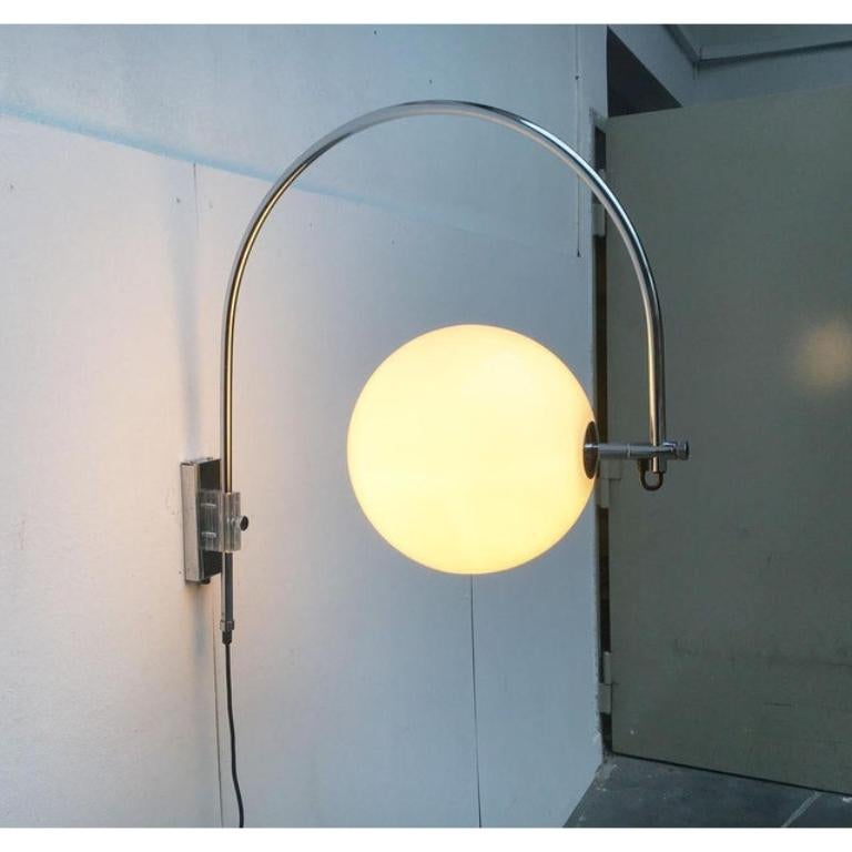 Deutsche Space Age Arc-Wandleuchter aus Wila, 1970er Jahre, Vintage (20. Jahrhundert) im Angebot