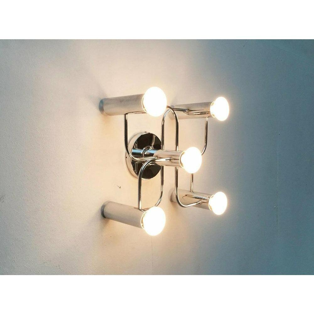 Lampada da soffitto tedesca vintage A Space Age di Gaetano Sciolari per Leola, anni '70 in vendita 1