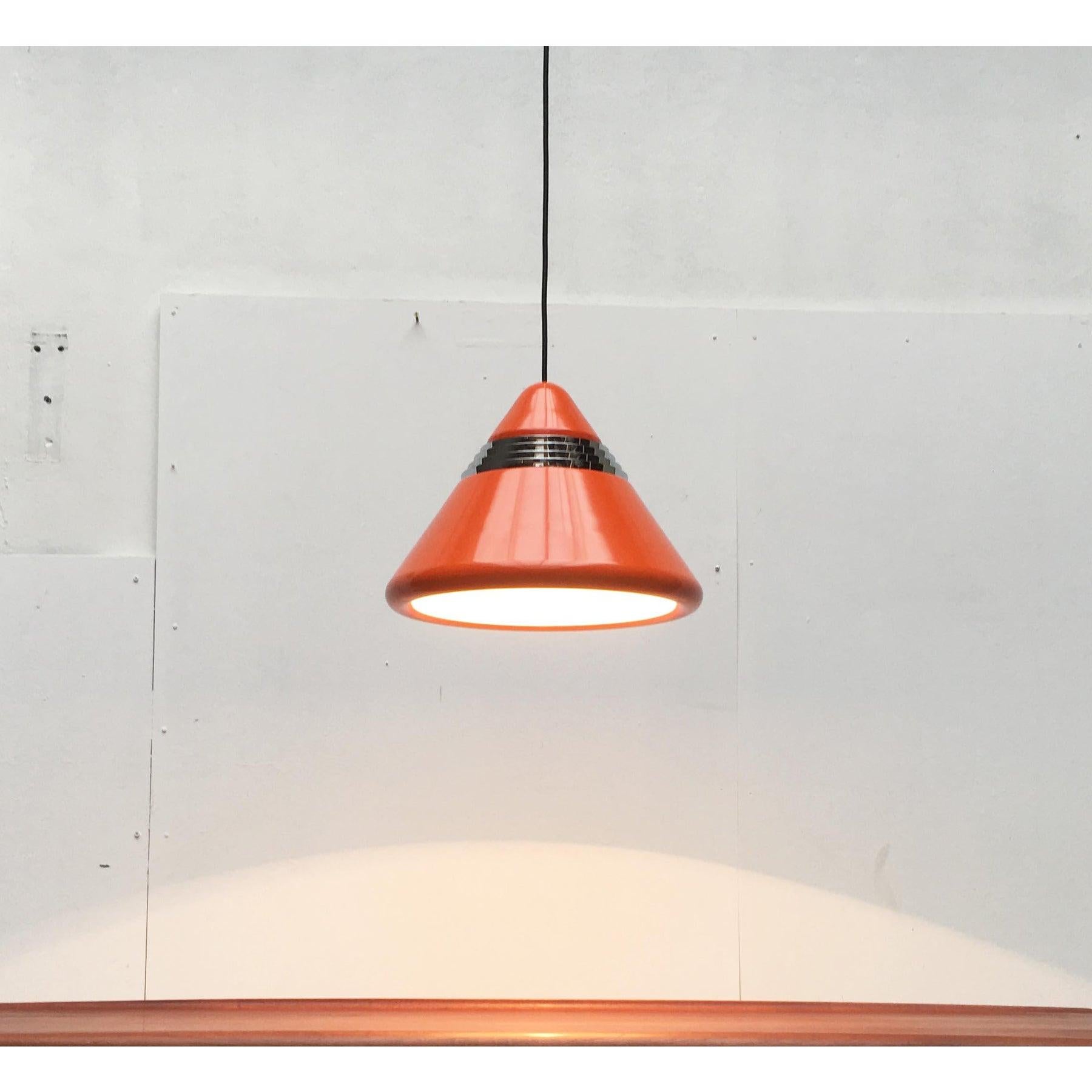Lampada a sospensione tedesca d'epoca Model 5535 di Alfred Kalthoff per Staff in vendita 5
