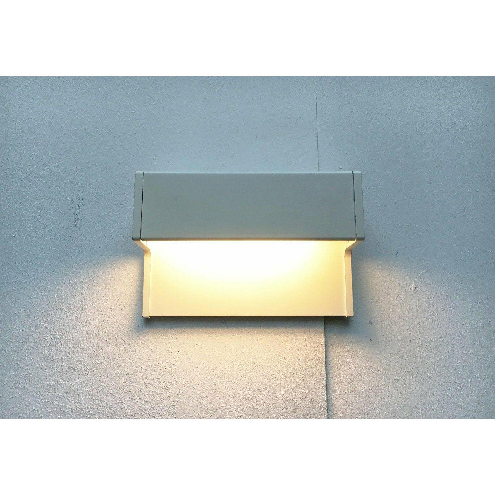 20ième siècle Lampe murale allemande de l'ère spatiale modèle 770164, années 1970 en vente