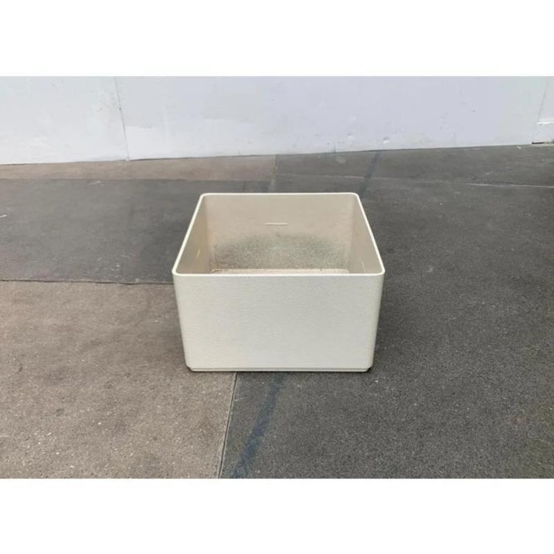 Minimaliste Jardinière allemande de l'ère spatiale de Bauform-Wohnform, 1970 en vente