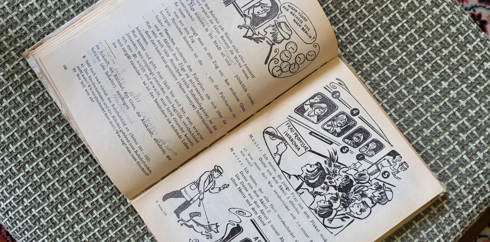 Libro antiguo de estudio de alemán para 8º-9º curso en ruso, circa 1993 1J22 en venta 1