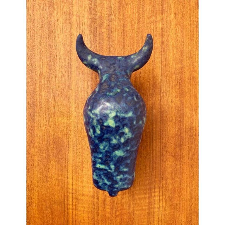 Tedesco Scultura tedesca d'epoca in ceramica Taurus di Otto Keramik, anni '70 in vendita