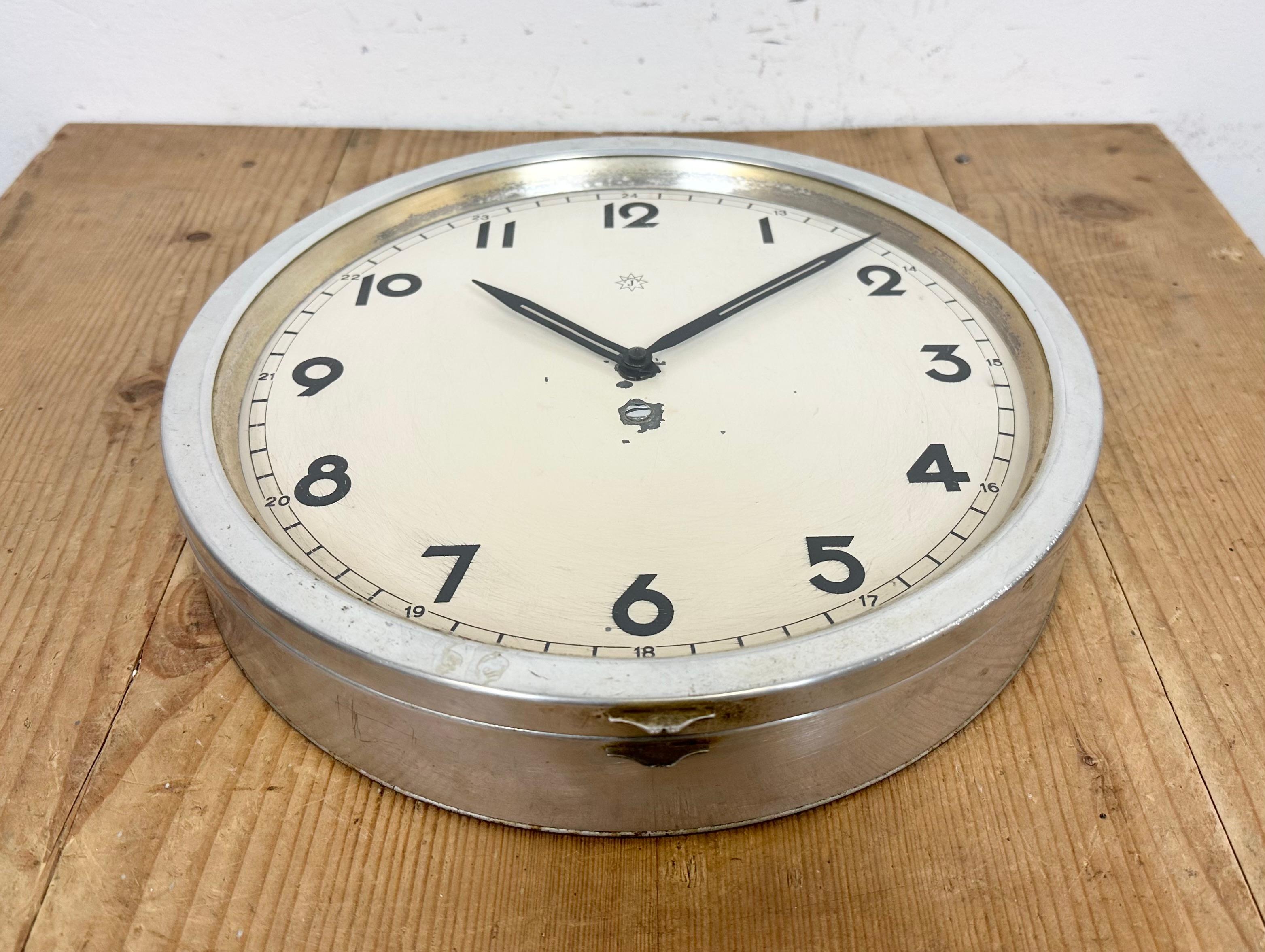 Deutsche Vintage-Wanduhr von Junghans, 1950er-Jahre (20. Jahrhundert)