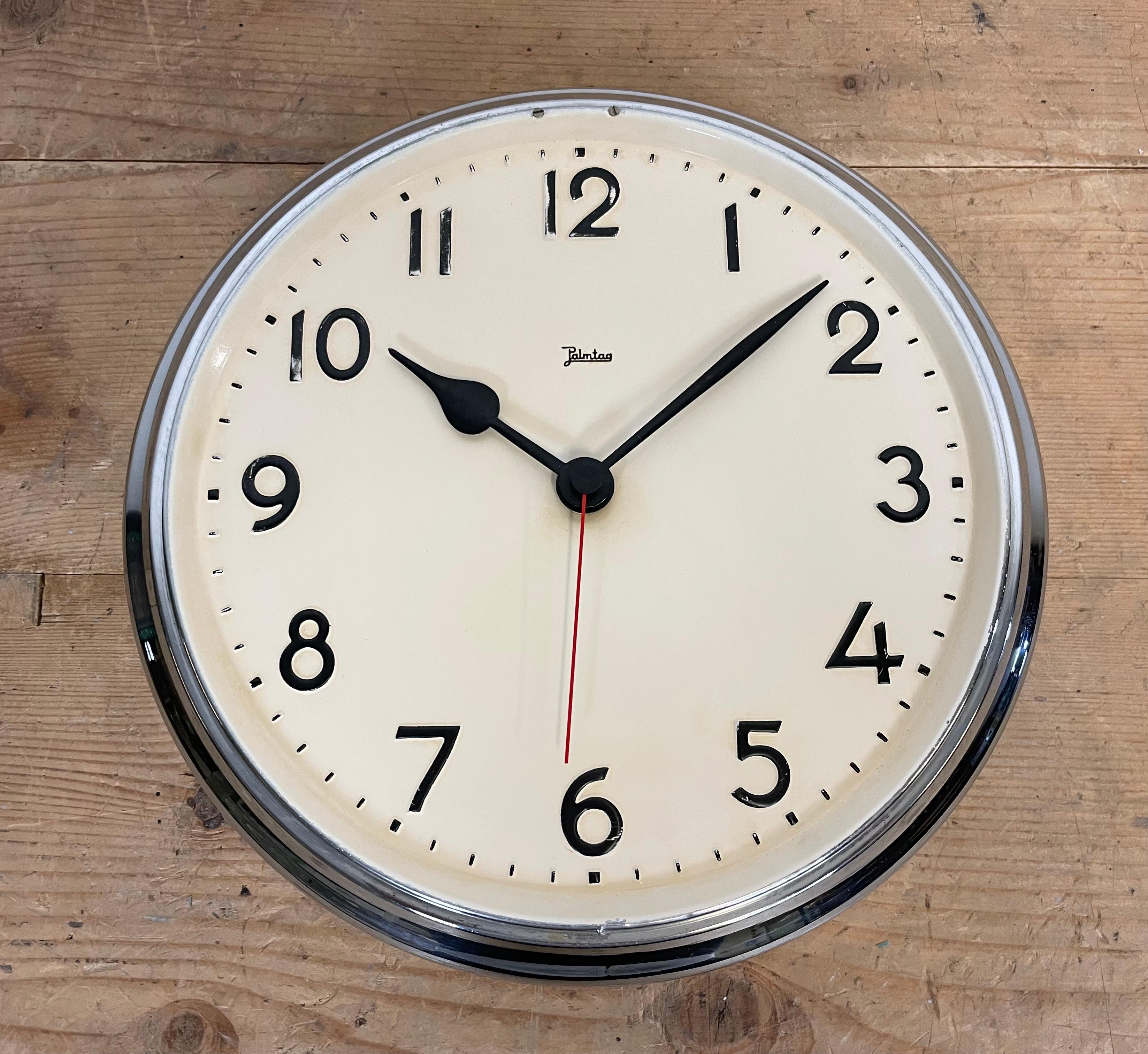Vintage German Wall Clock from Palmtag, 1950s For Sale 1