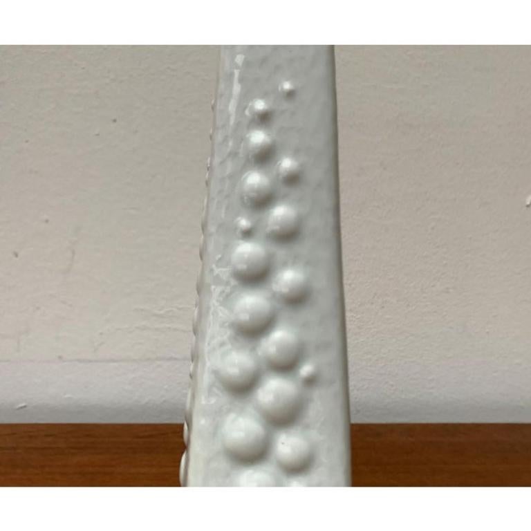 Weiße Vase aus deutschem Porzellan von KPM Royal Porzellan, 1970er Jahre im Zustand „Hervorragend“ im Angebot in Hamburg, DE