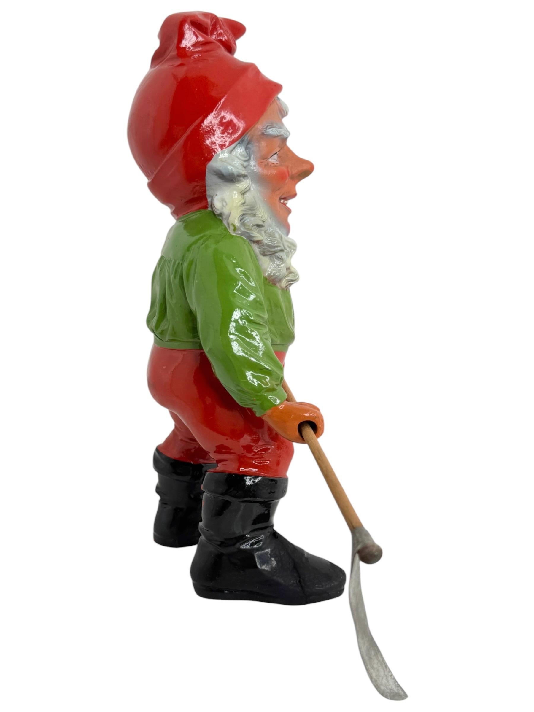 Allemand Statue allemande vintage de nain de jardin avec faux, années 1930