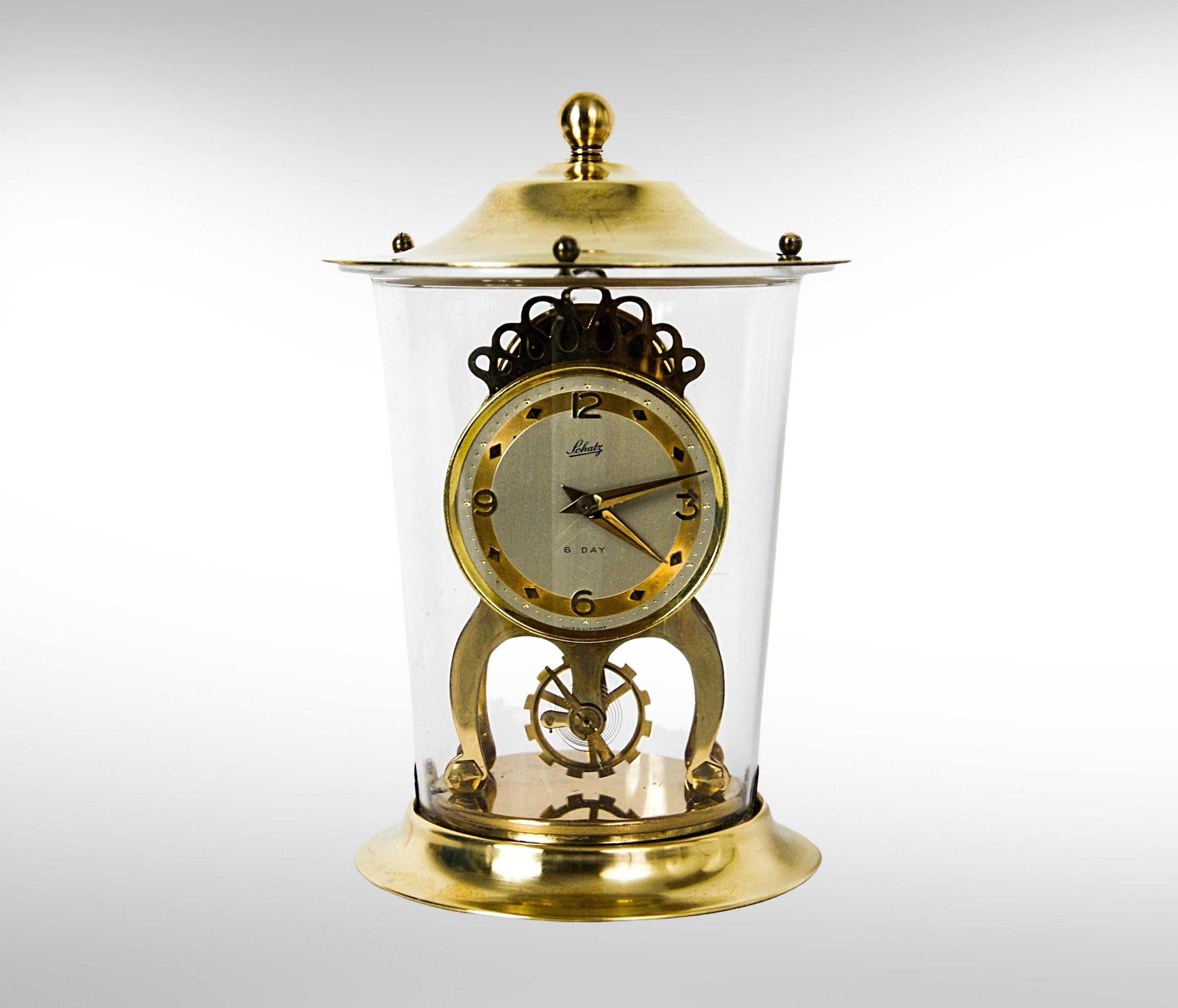 Schatz Germany 8 Day Domed Mantle Desk Clock Mid-Century In Good Condition For Sale In Torquay, GB