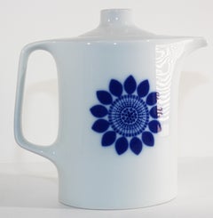 Vintage Germany Hutschenreuther Novum Porcelain Coffee Pot