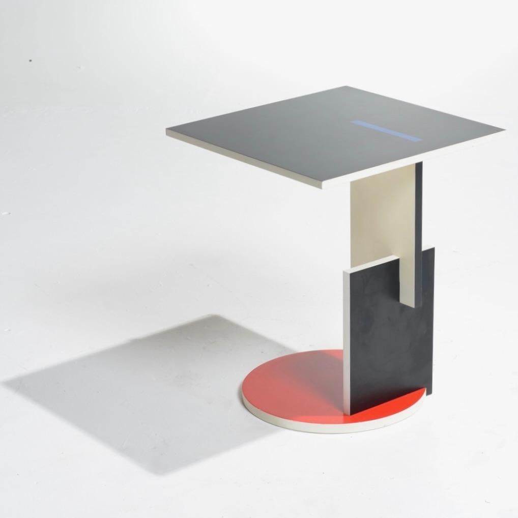 Vintage Gerrit Rietveld Schroder End Table In Good Condition In Los Angeles, CA