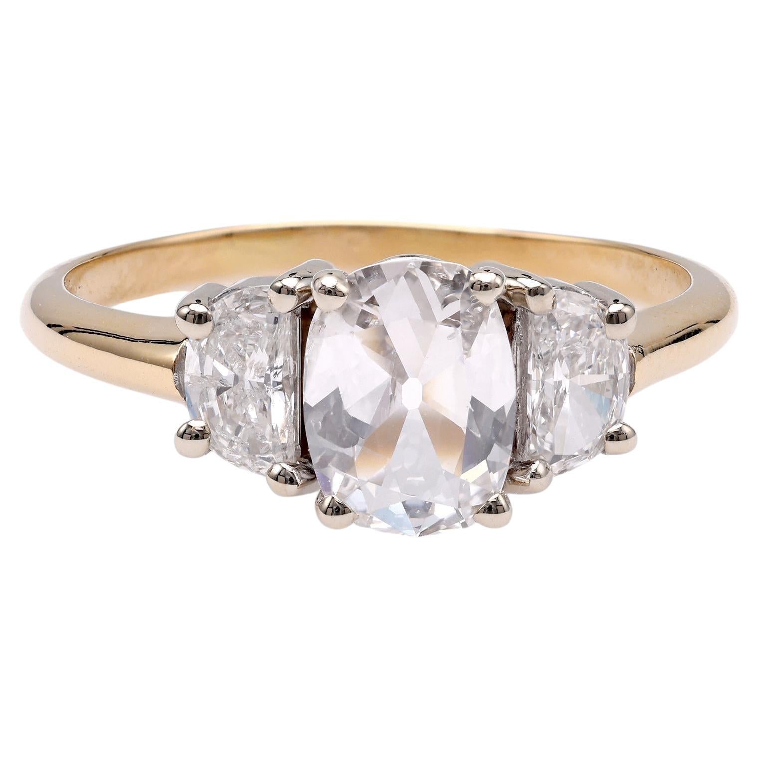 Vintage GIA 0.91 Carat Diamond Yellow Gold Engagement Ring For Sale