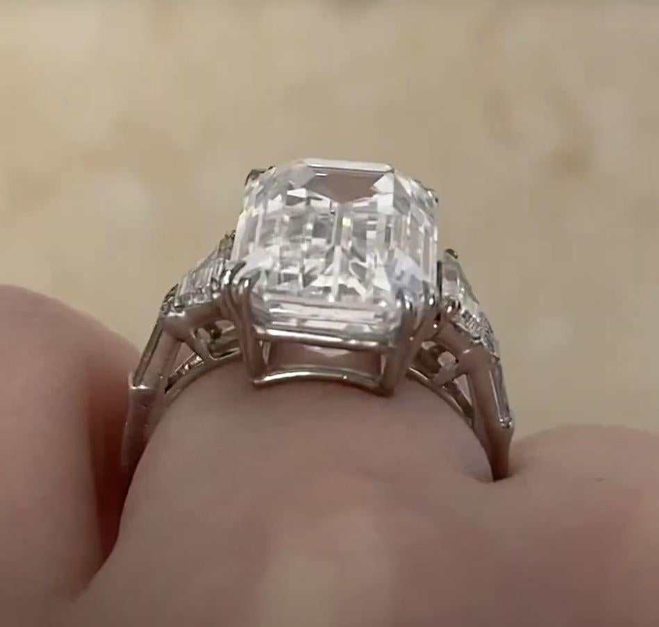 Vintage GIA 10.01ct Emerald Cut Diamond Engagement Ring, D Color, Platinum For Sale 3
