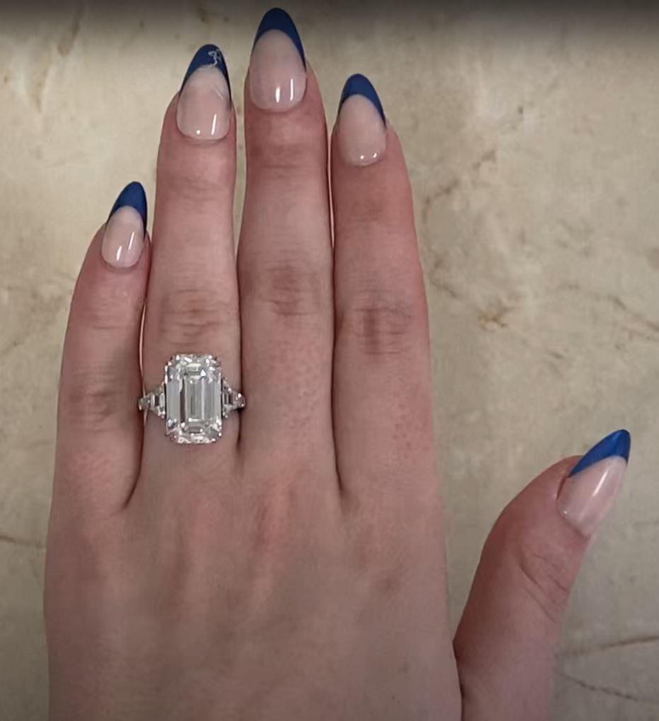 Vintage GIA 10.01ct Emerald Cut Diamond Engagement Ring, D Color, Platinum For Sale 4