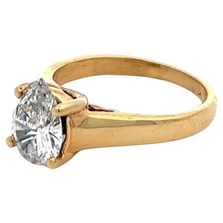 Vintage GIA 1.13 Carats Pear Cut Diamond 14 Karat Yellow Gold Solitaire Ring 1