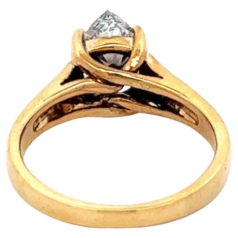 Vintage GIA 1.13 Carats Pear Cut Diamond 14 Karat Yellow Gold Solitaire Ring 2