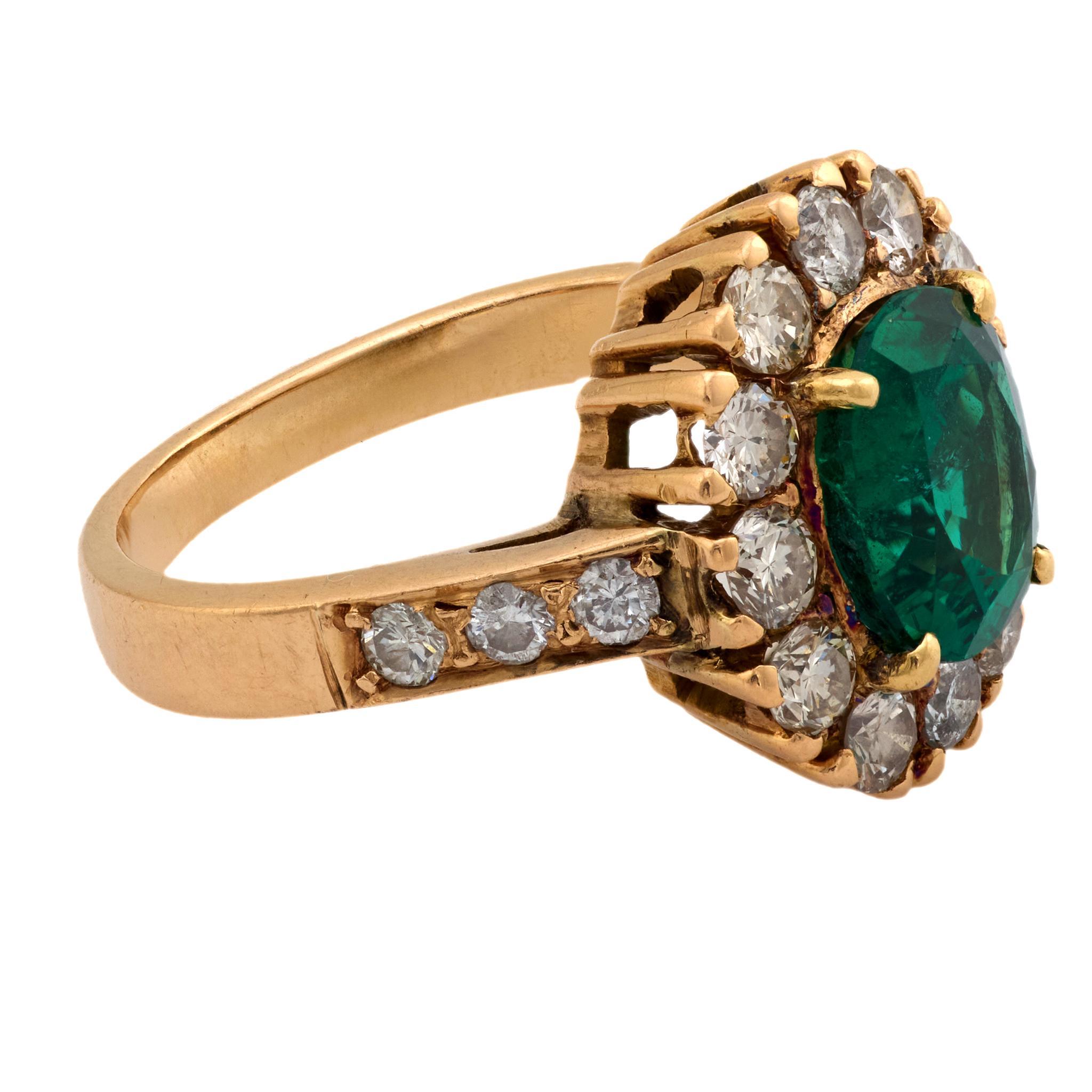 Vintage GIA 1,30 Karat Smaragd Diamant 14k Rose Gold Cluster Ring im Zustand „Gut“ im Angebot in Beverly Hills, CA