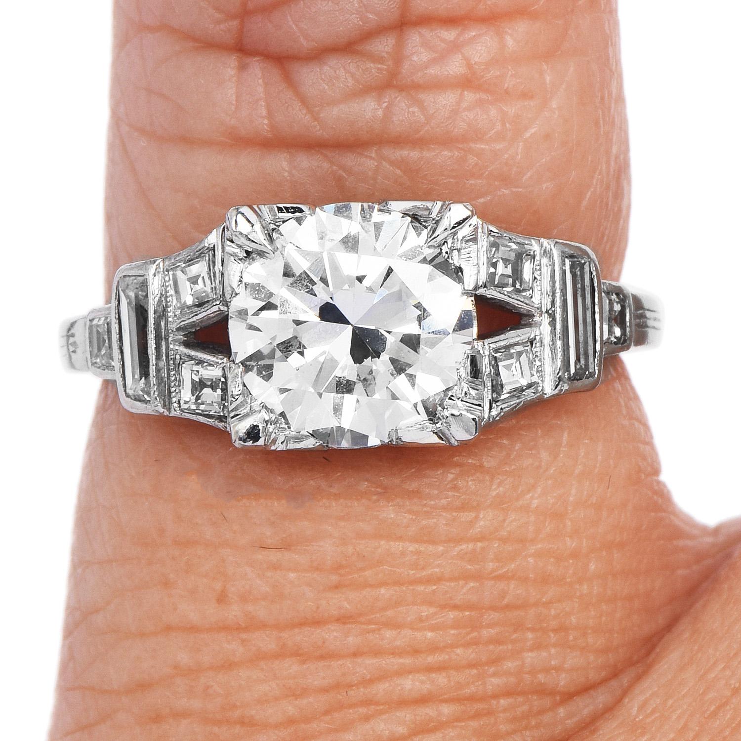 Art Deco Vintage GIA 1.42 Carat Diamond Platinum Vintage Deco Engagement Ring For Sale