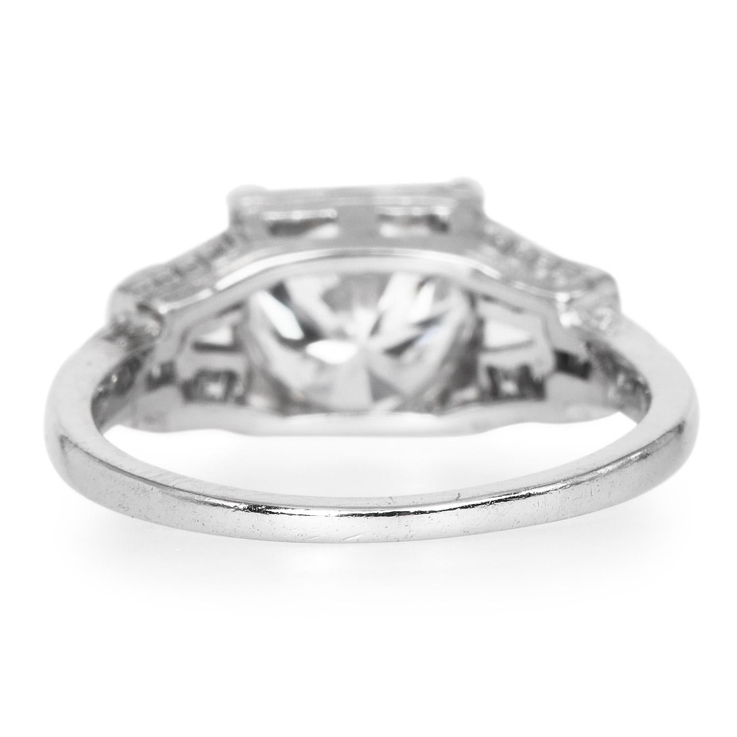 Vintage GIA 1.42 Carat Diamond Platinum Vintage Deco Engagement Ring For Sale 1