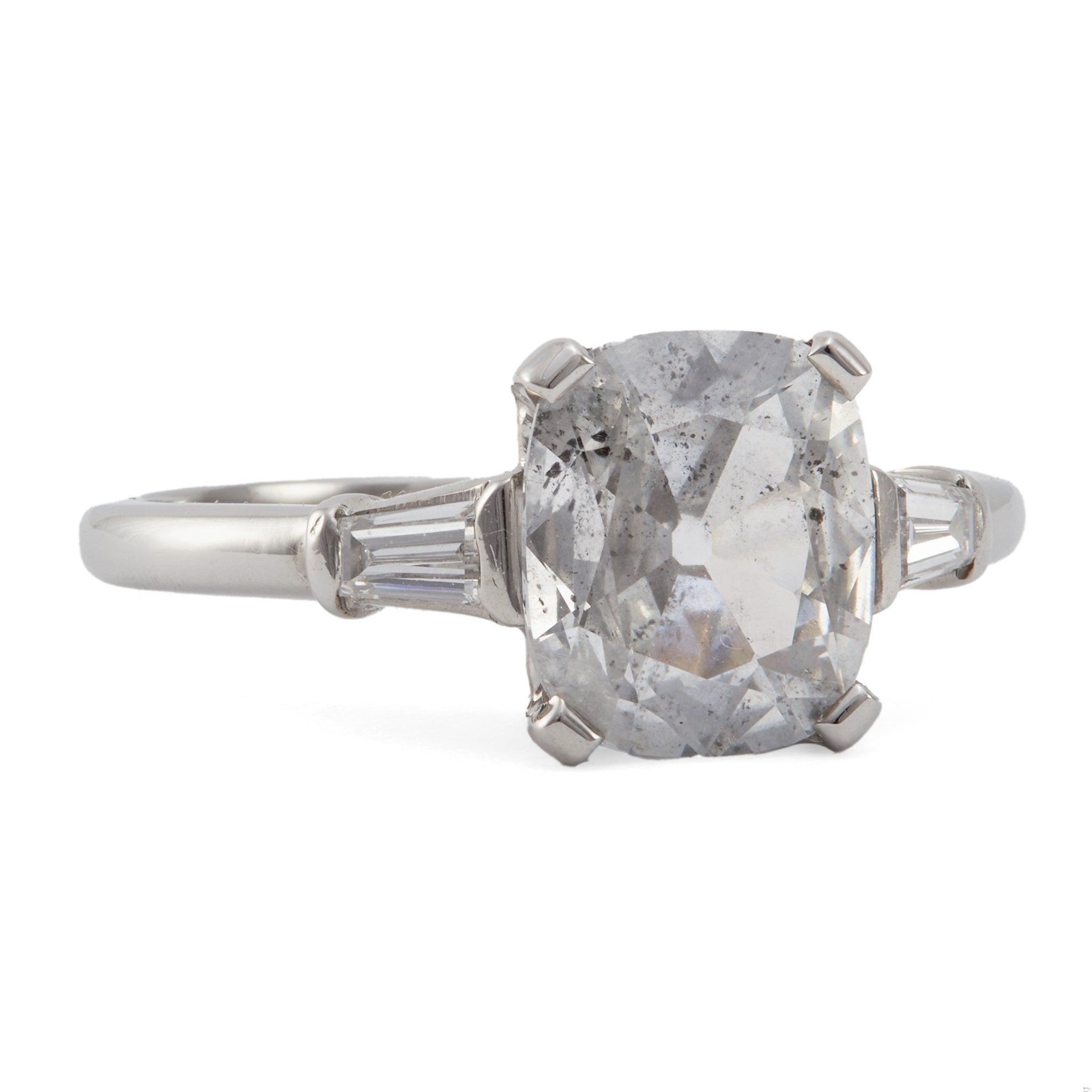 Women's Vintage GIA 1.47 Carat Old Mine Cut Diamond Platinum Ring For Sale